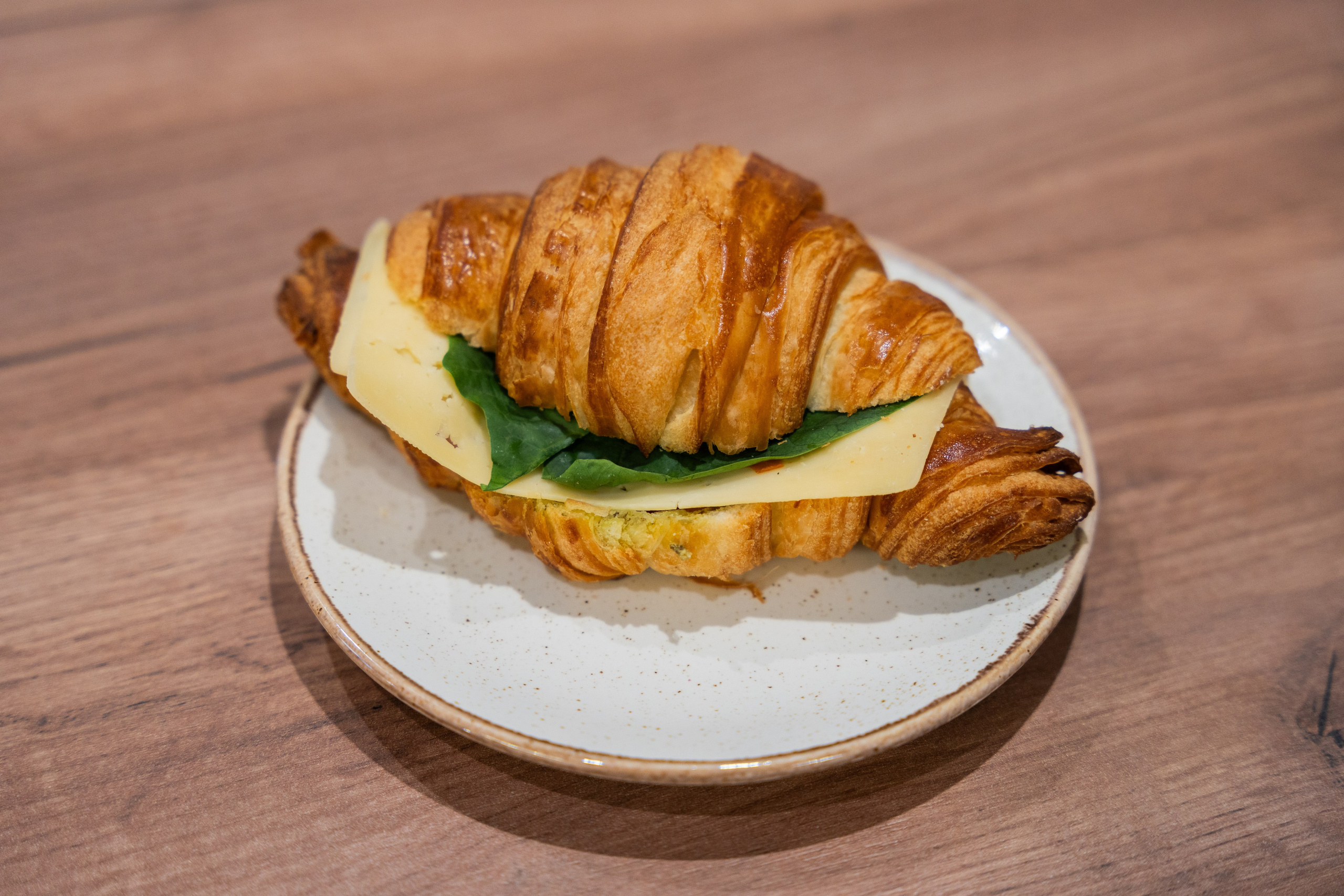 Интерьерная фотосъемка кофейни Love and Coffee — уютное место в Краснодаре Профессиональная фотосъемка интерьера кофейни в Краснодаре — Love. Шедевры для Вас! Фотограф и Видеограф в Краснодаре Пахиев Руслан