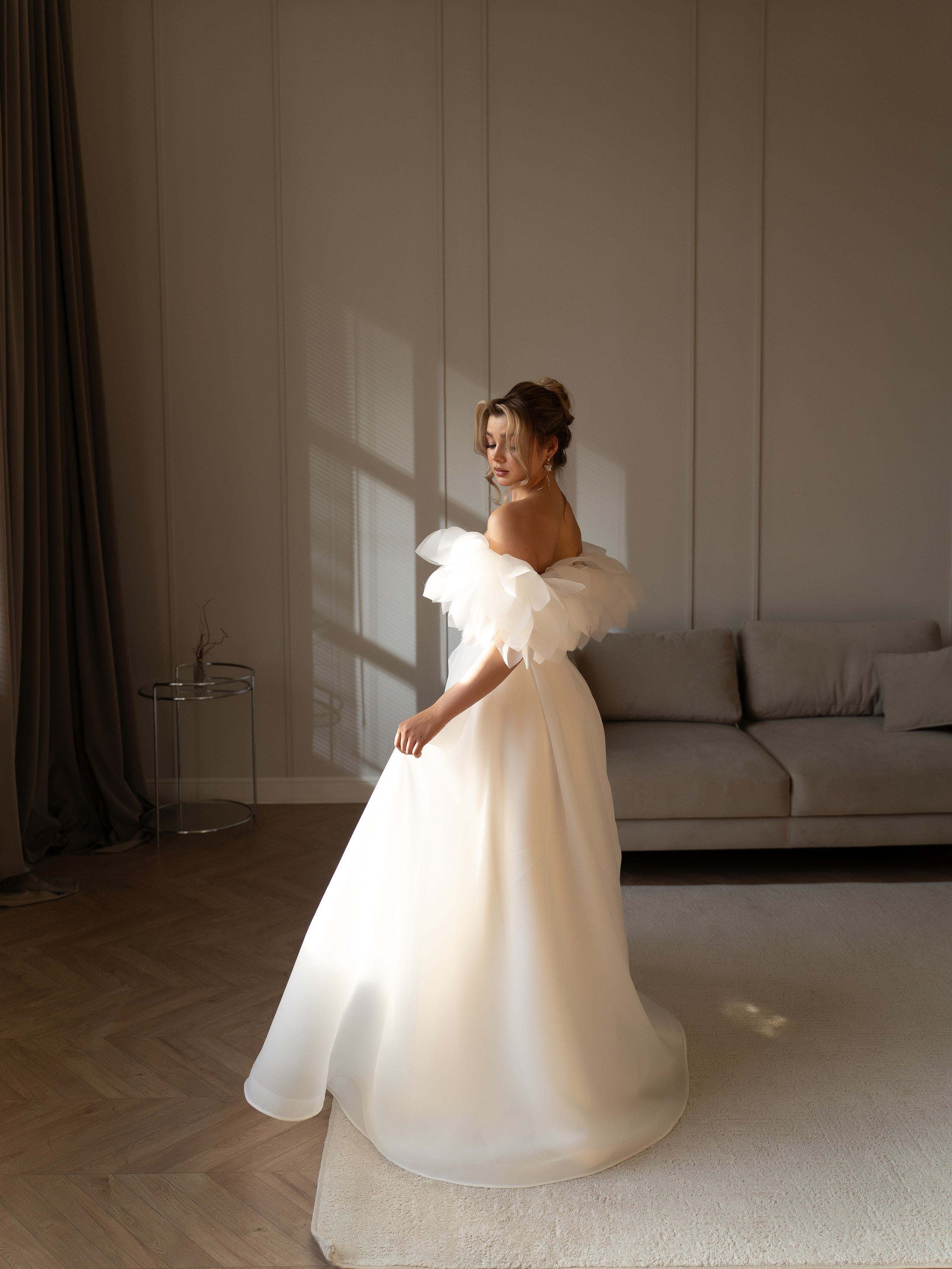 Каталог свадебных платьев. Иван Упоров — фотограф, рилсмейкер чебоксары