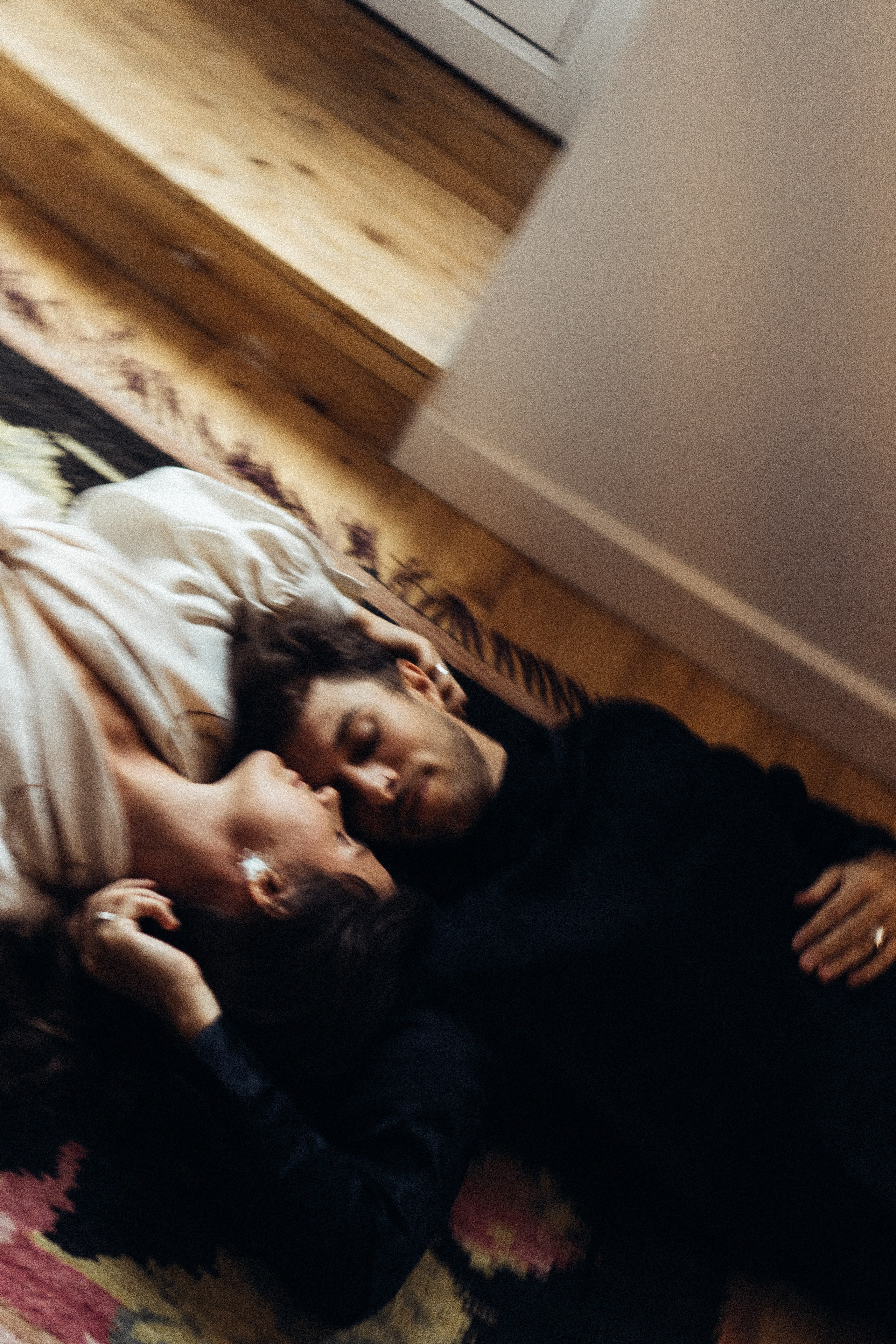 УТРО ЖЕНИХА И НЕВЕСТЫ В ПИТЕРСКОЙ КВАРТИРЕ И СЬЕМКА С СВАДЕБНЫХ ОБРАЗАХ. Профессиональный фотограф, Санкт-Петербург — Виктория Богомолова