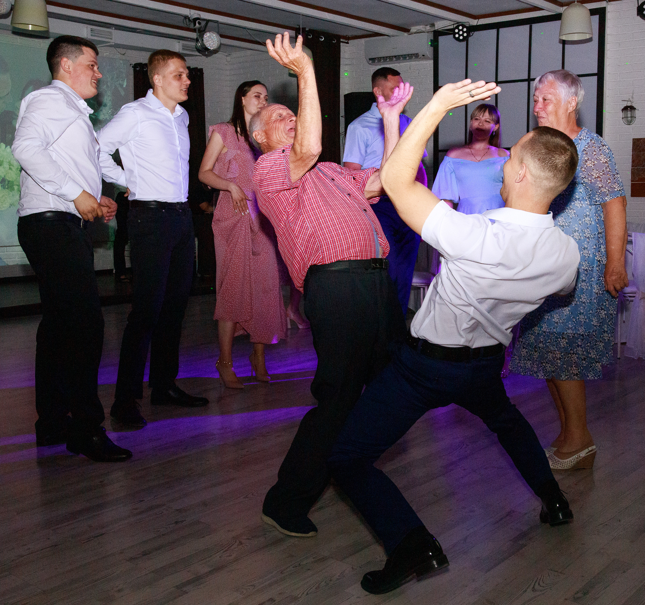 Кристина и Алексей. Фотограф Волжский Наталья Заикина