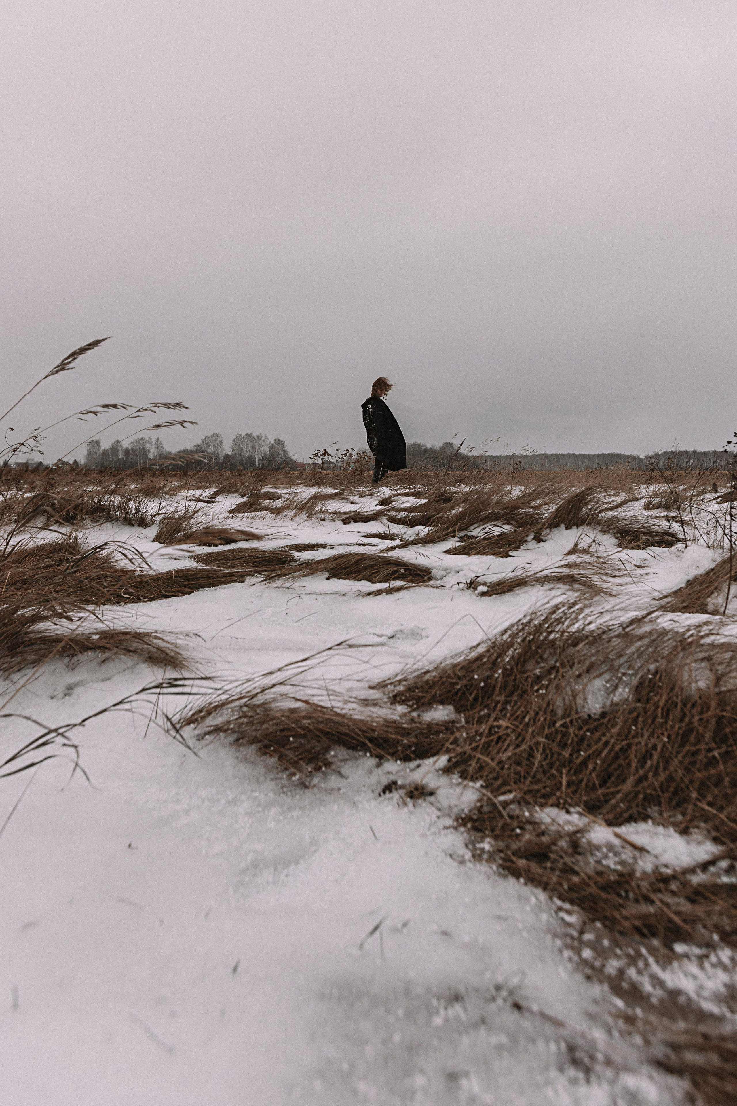 Меланхолия (поле). Семейный фотограф Тюмень, фотограф на роды Салмина Мария