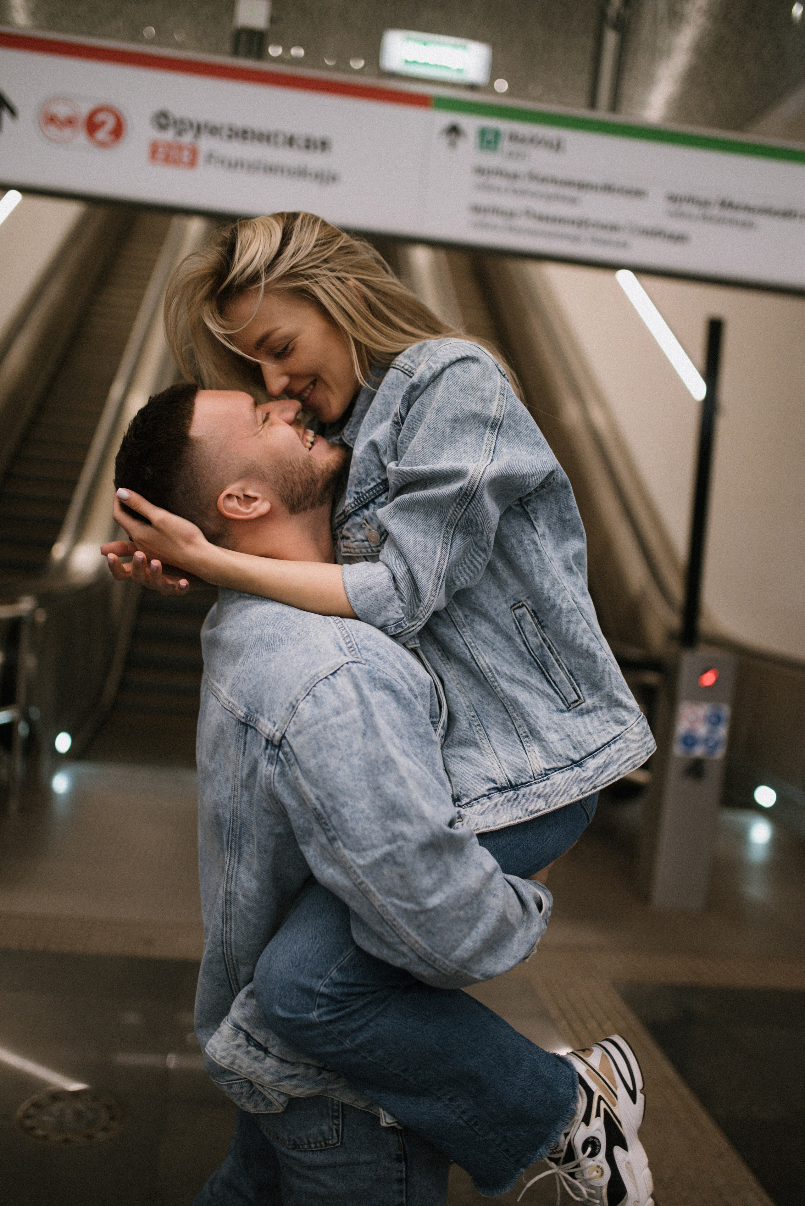 Пройдусь мурашками прямо по нам…. Свадебный фотограф в Минске и Санкт-Петербурге Вероника Аксенова