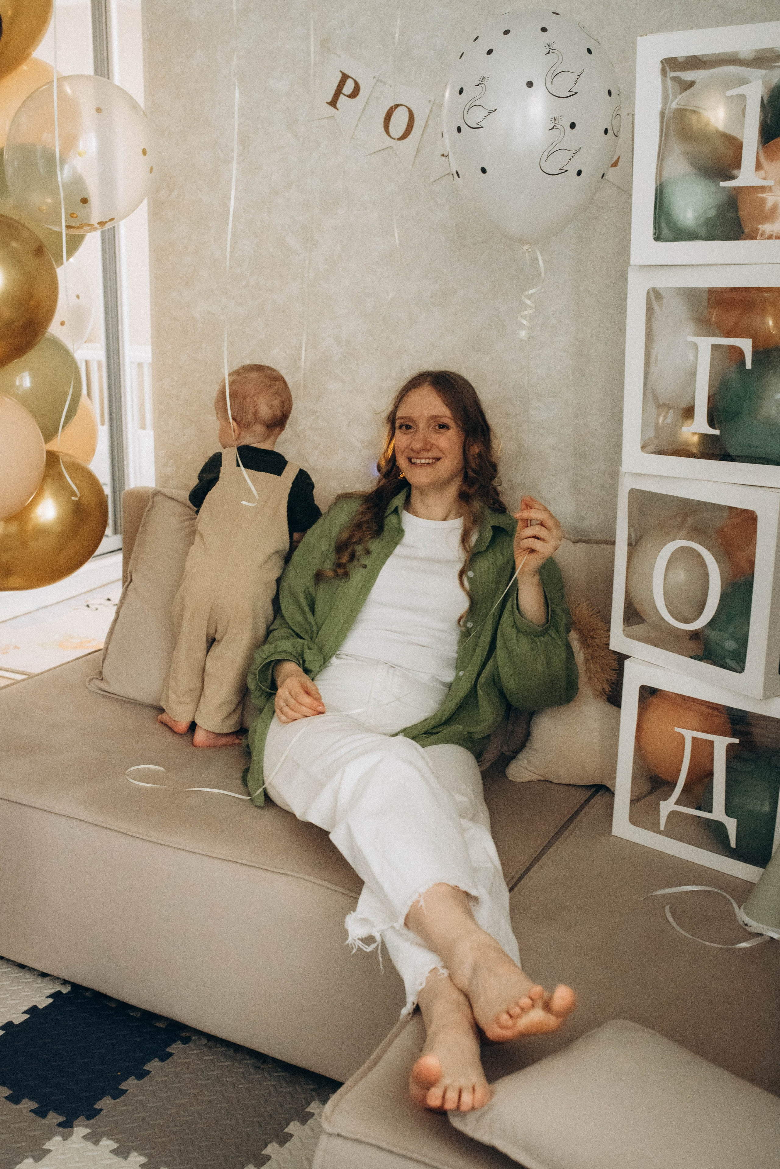 Семейная фотосессия ко дню рождения малыша. Семейный фотограф в Железнодорожном Масаева Елена