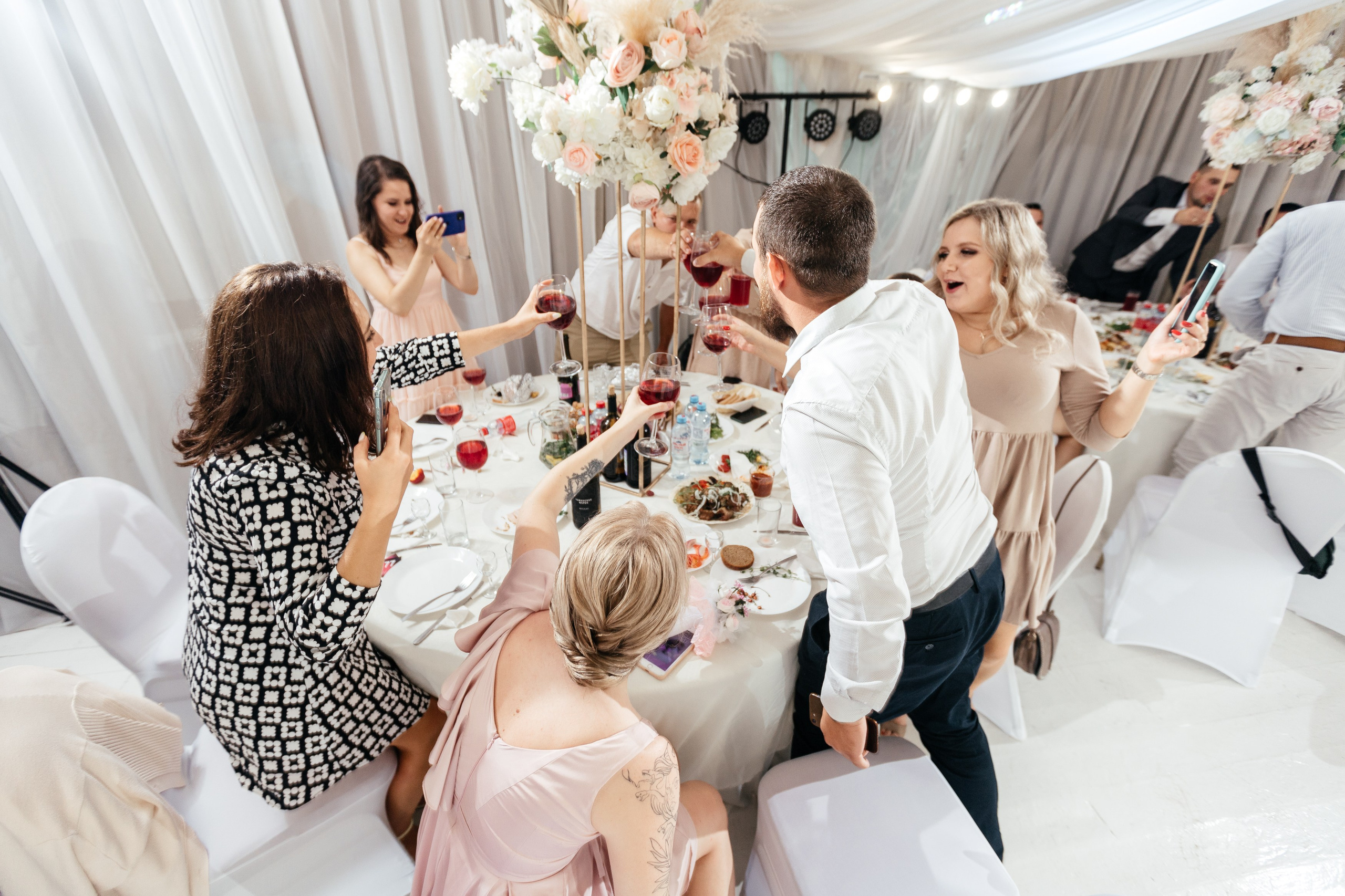 Свадебный фотограф Уфа — Руслан ГабдлисламовЖивые эмоции, красивые кадры, воспоминания на всю жизнь.Работаю по всей Республике Башкортоста. Свадебный фотограф Уфа Руслан Габдлисламов