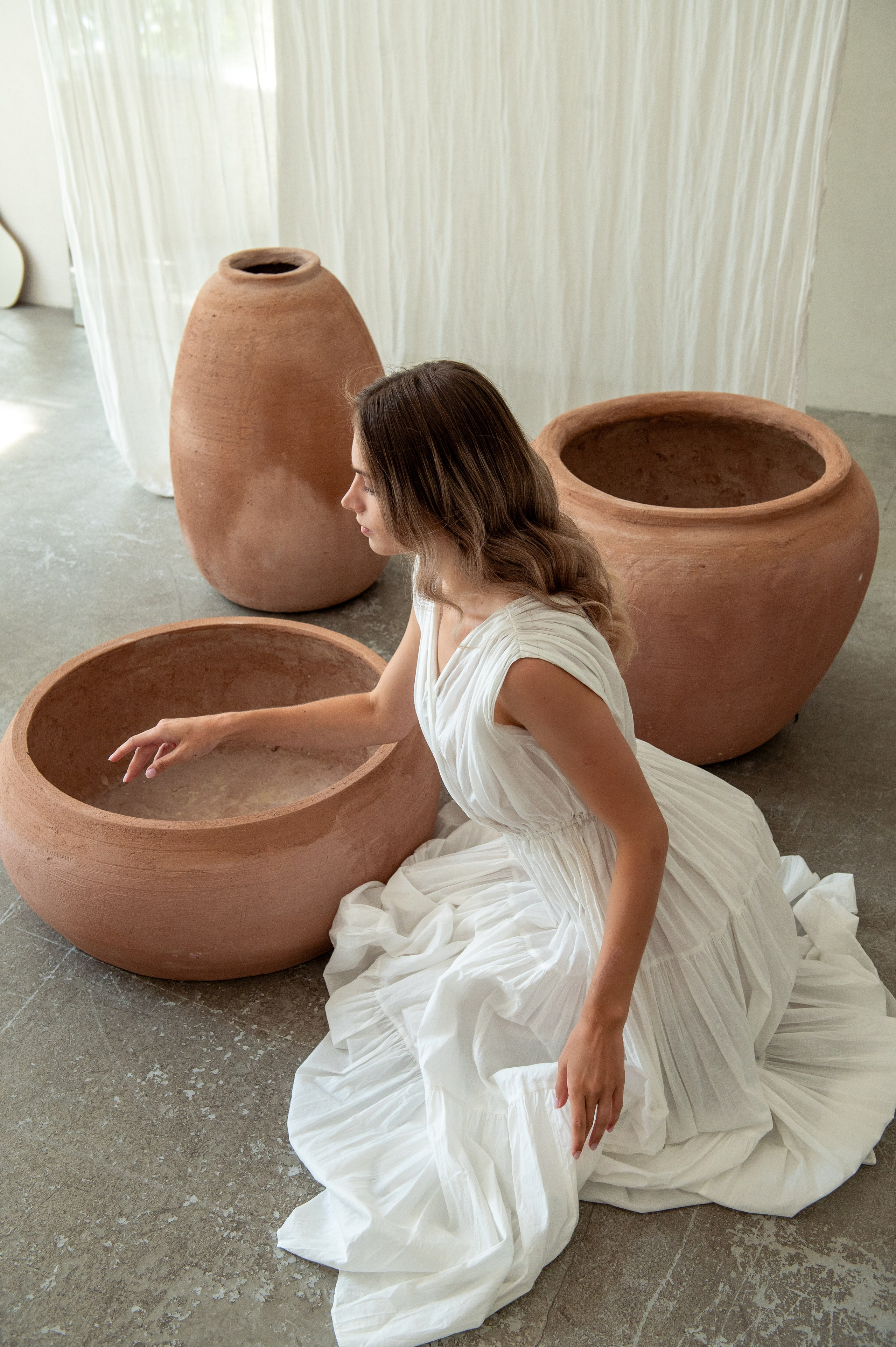 Wabiramy. Текстурная керамика для интерьера и дизайна. Екатерина Бакурова — контент фотограф, женский фотограф в Краснодаре