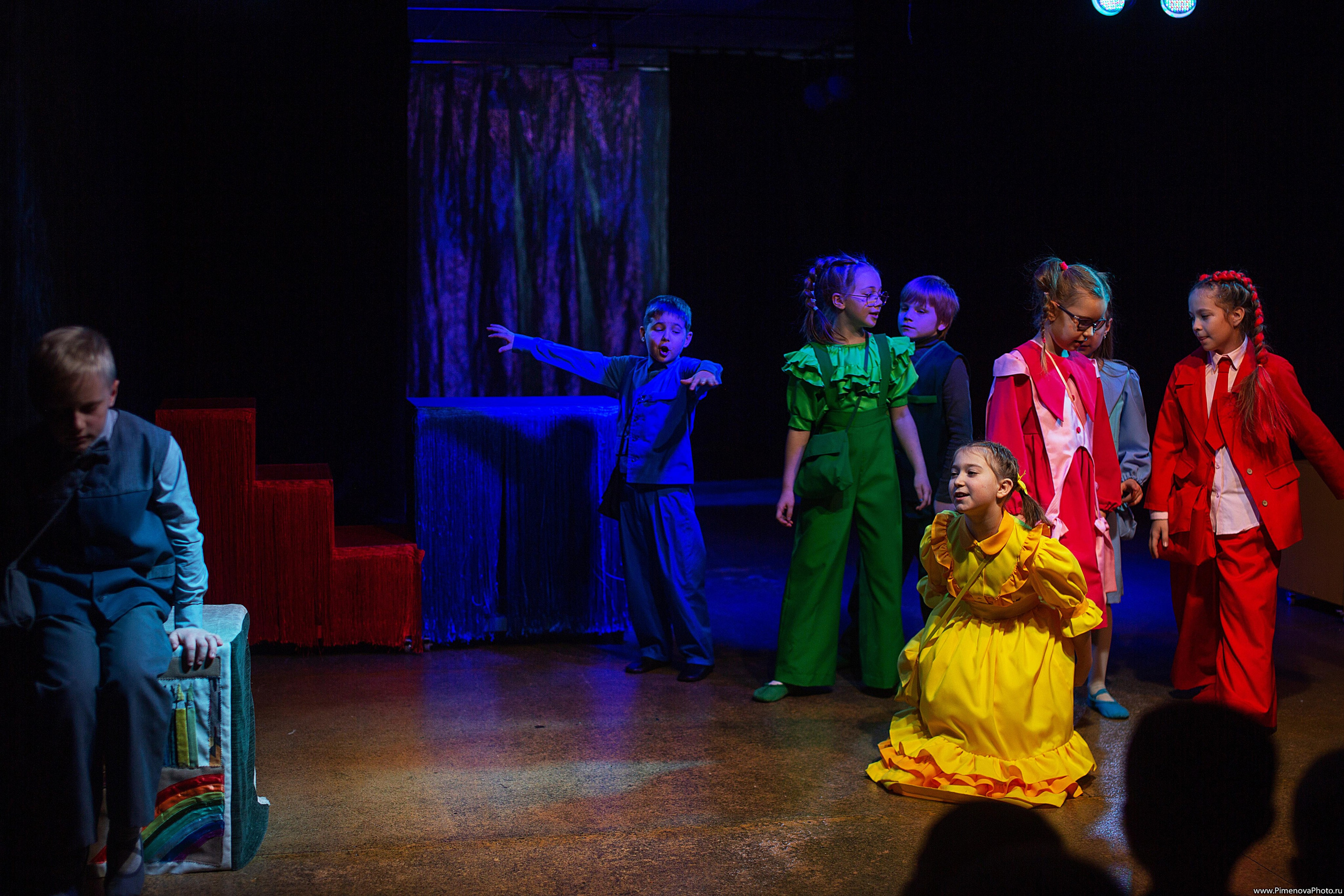 Карандаши «Театрум» ДТЦ, февраль. Семейный и детский фотограф в Петрозаводске