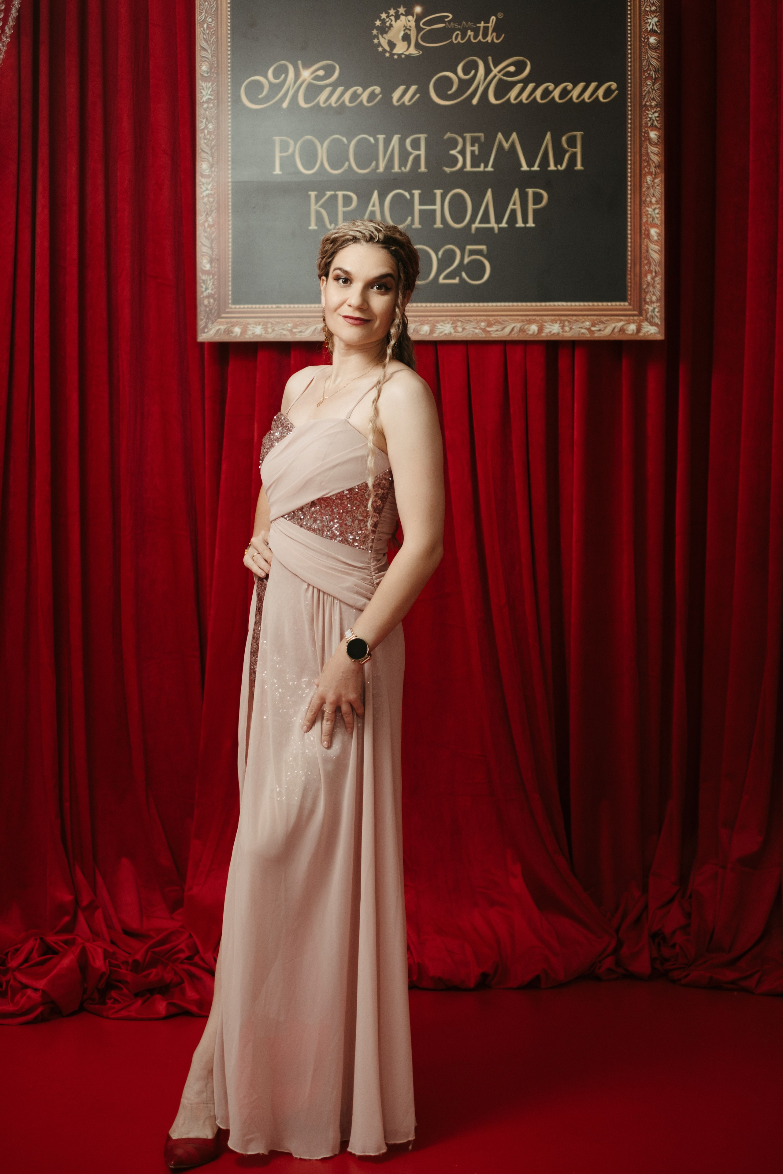 Мисс и Миссис Россия Земли Краснодар 2025. Свадебный и репортажной фотограф Денис Ожигин в Краснодаре и Краснодарском крае