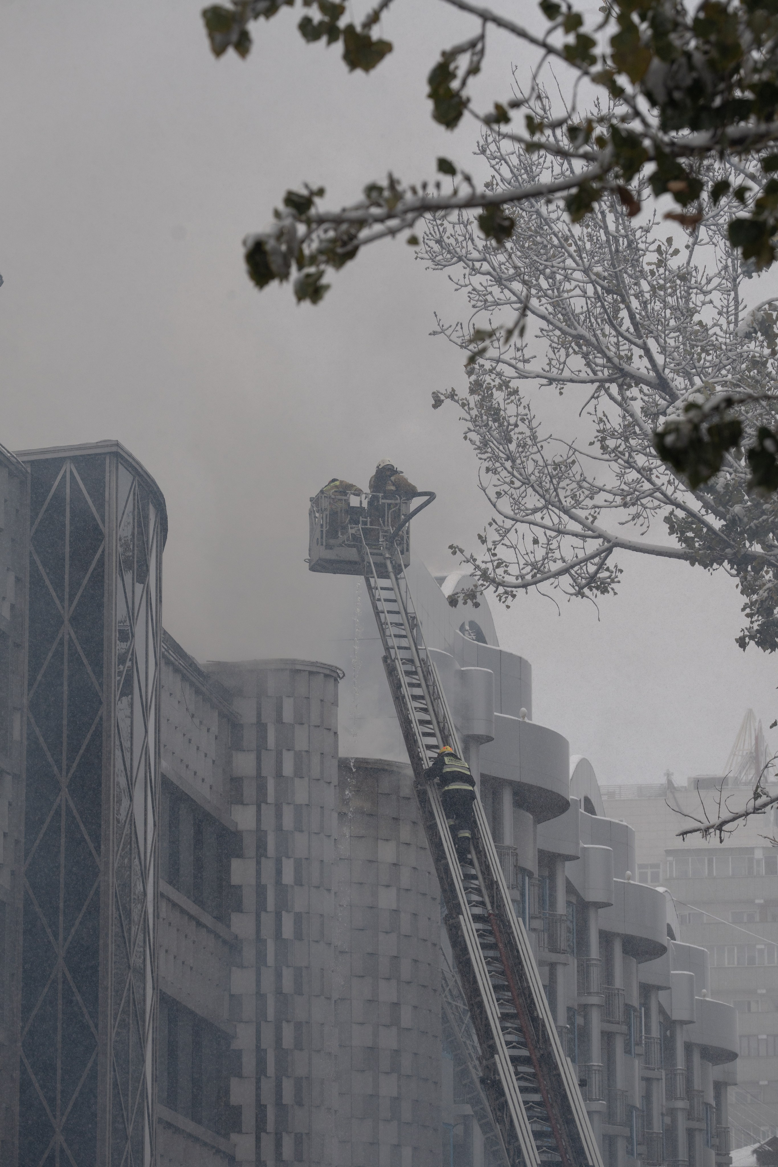 Тушение Пожара. Сайт Алматинского НЮ АРТ, будуар и фэшн фотографа Дениса Карпенко