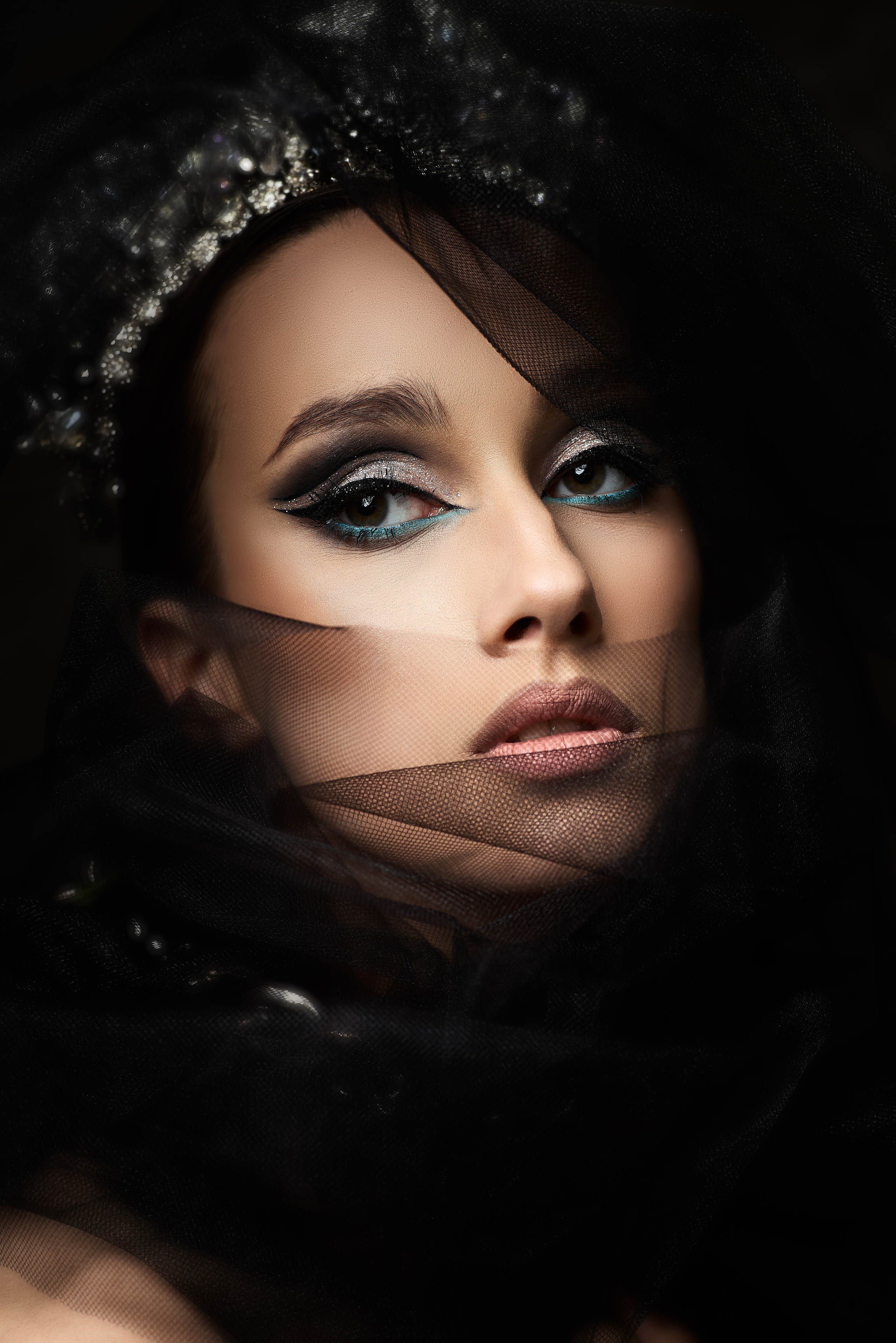 ANASTEISHA COLOR EDITION. Студийный, семейный, свадебный, фэшн и ню фотограф в Астрахани, производство выпускных альбомов. Руслан Кондрашин