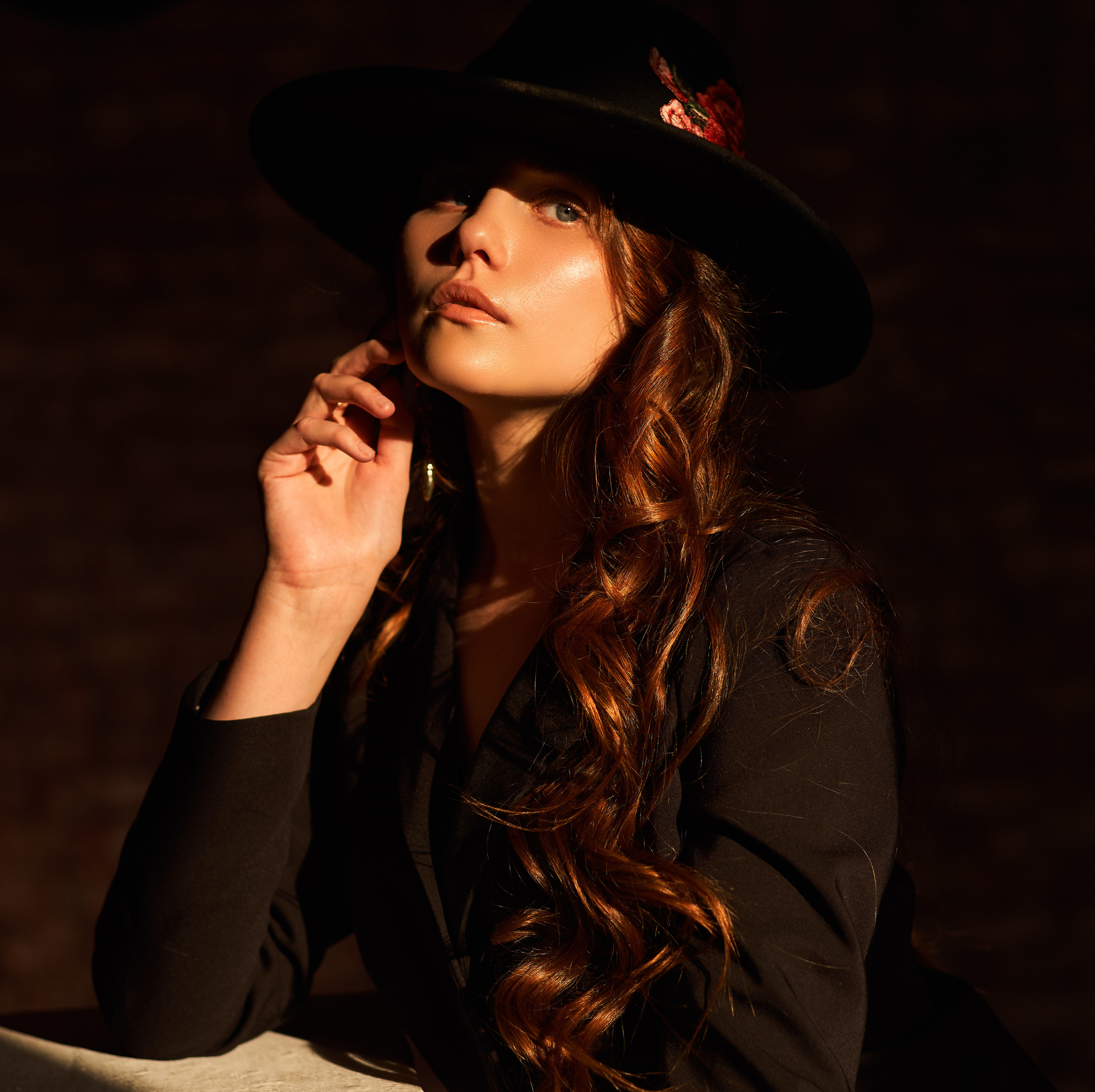 ALINA. Студийный, семейный, свадебный, фэшн и ню фотограф в Астрахани, производство выпускных альбомов. Руслан Кондрашин