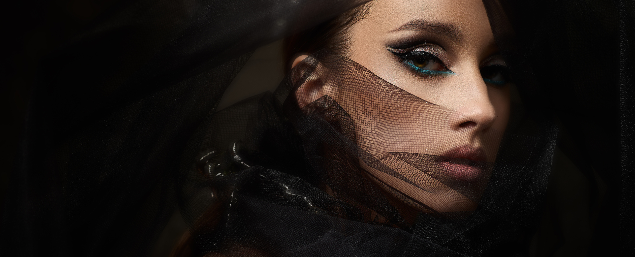 ANASTEISHA COLOR EDITION. Студийный, семейный, свадебный, фэшн и ню фотограф в Астрахани, производство выпускных альбомов. Руслан Кондрашин