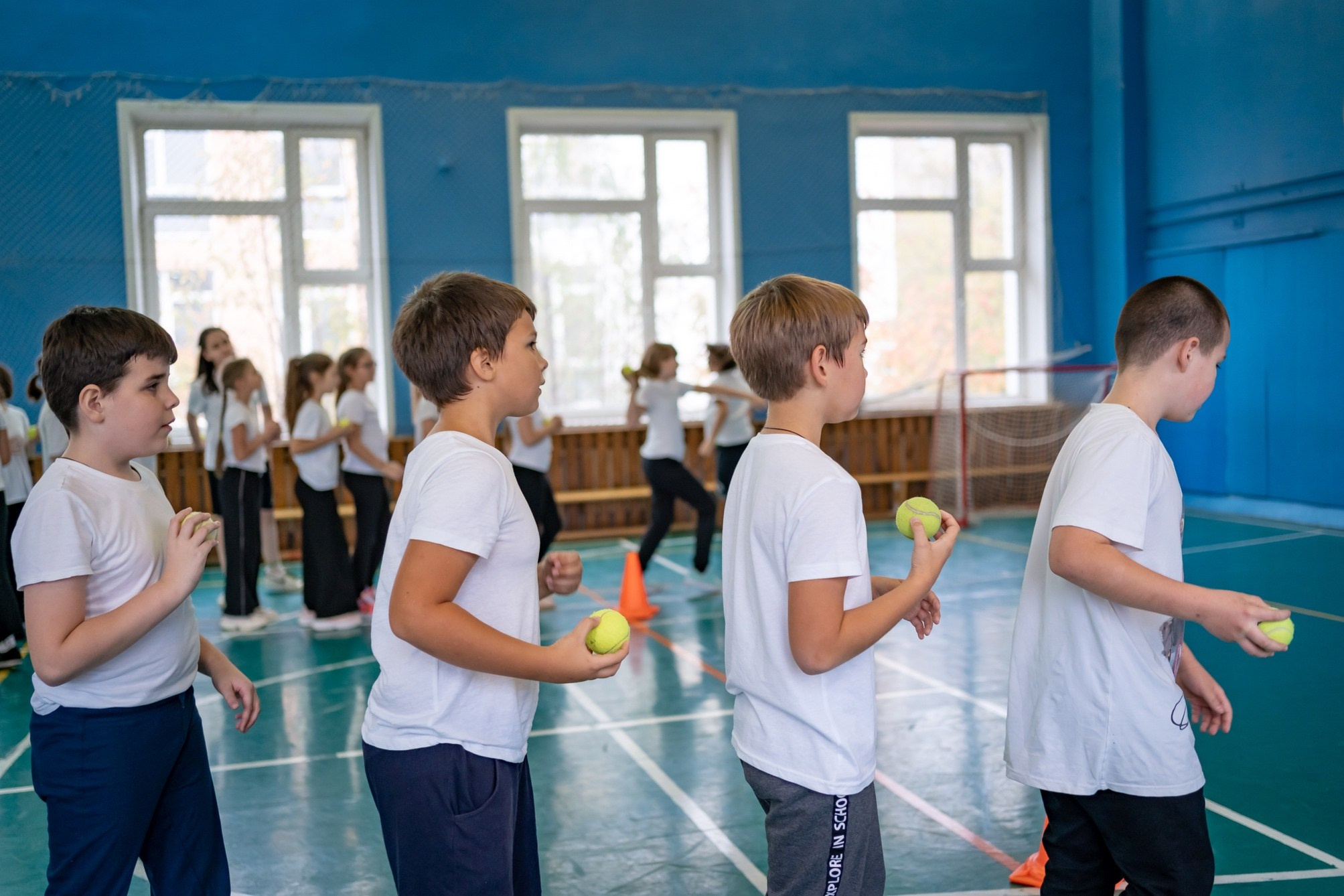 Выпускники начальной школы. Семейный фотограф Варвара Сорока в городе Москве