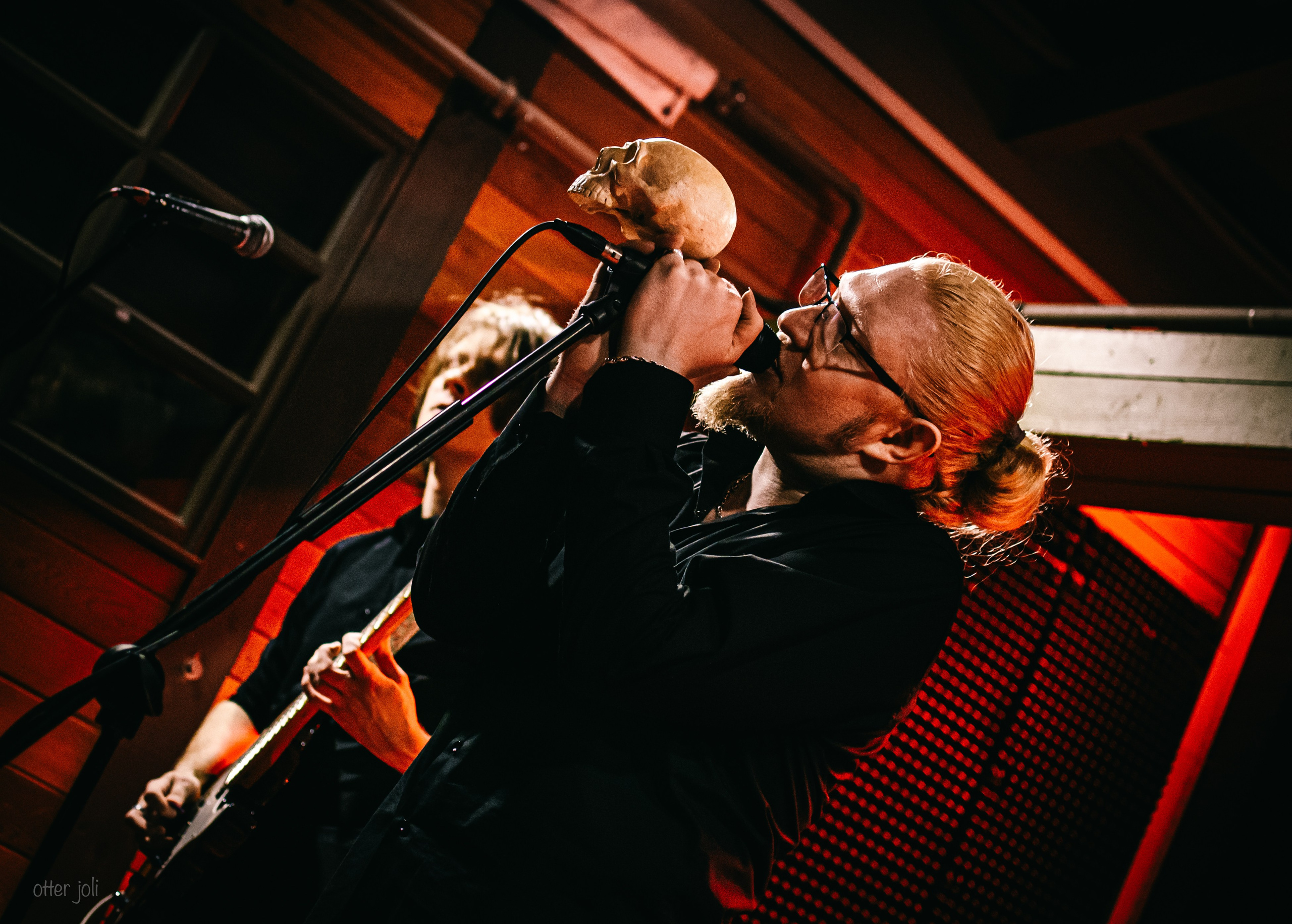 Голова Муэссы | Китайский лётчик Джао Да. Концертный репортёр Валерия Сафина