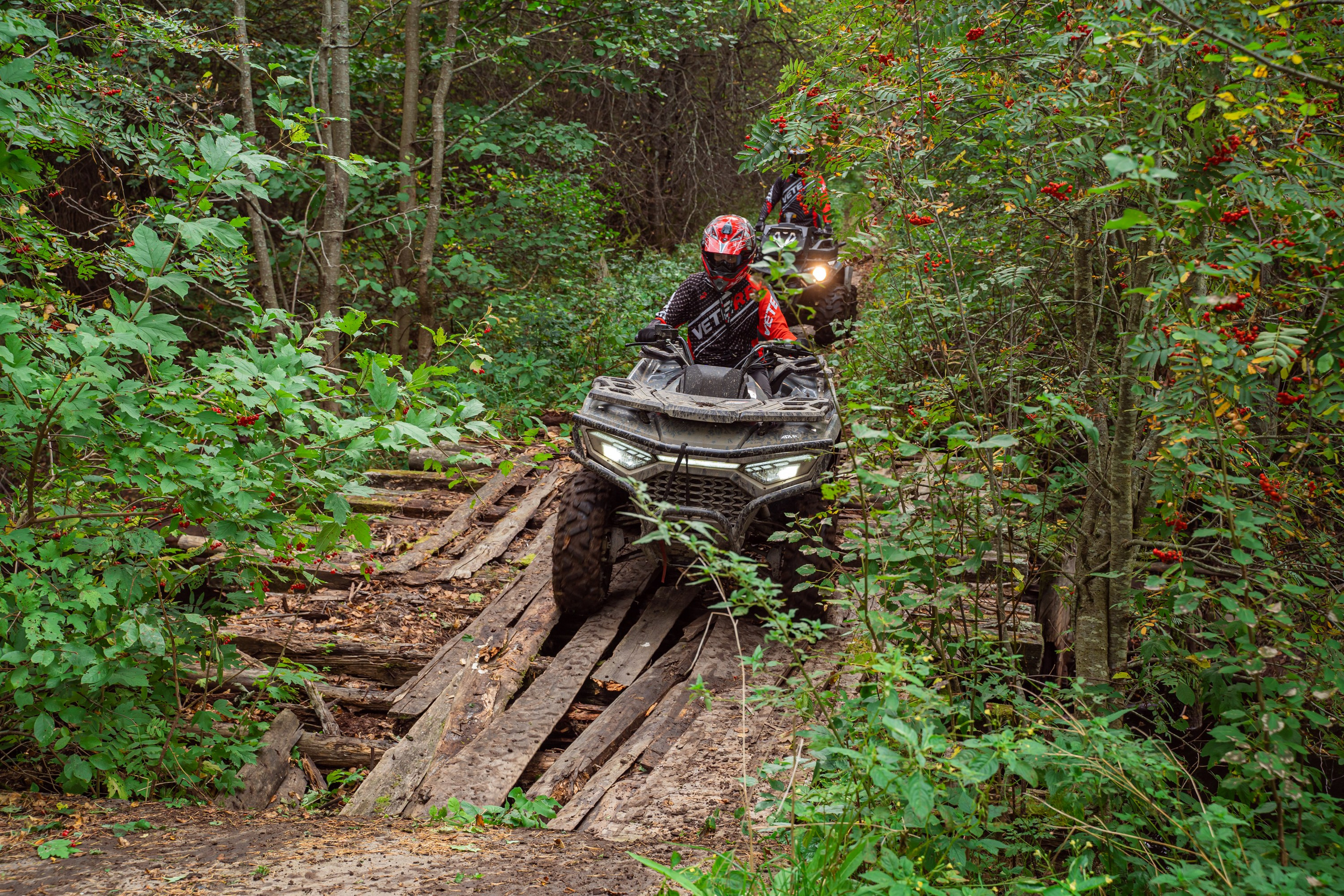 Квадровыезд —спортивный репортаж в Ленинградской области. Свадебный, семейный, портретный, репортажный фотограф в Санкт-Петербурге