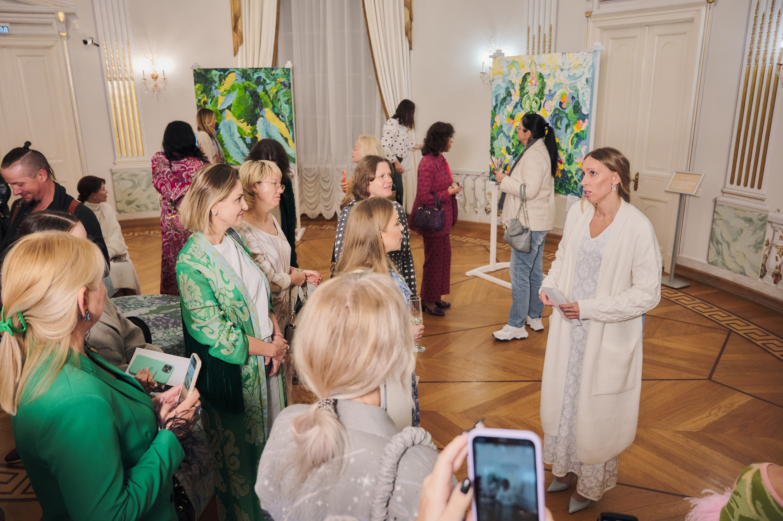 Открытие выставки 13.09.22. Никита Хохловский фото и видео продакшн