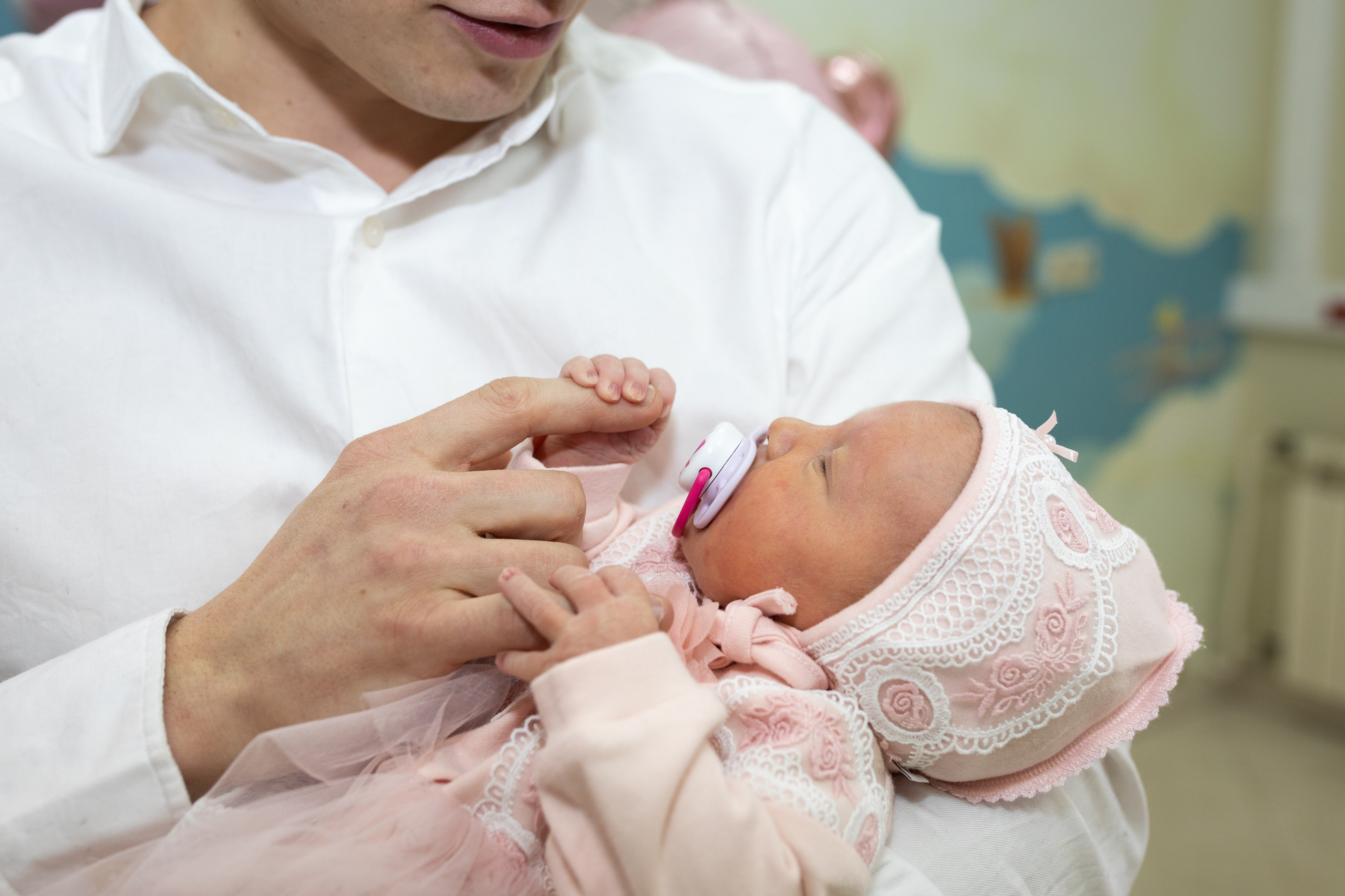 Выписка из роддома. ФОТОГРАФ НА ГОДИК, БЕРЕМЕННОСТИ, НОВОРОЖДЕННЫХ, КРЕЩЕНИЯ МОСКВА