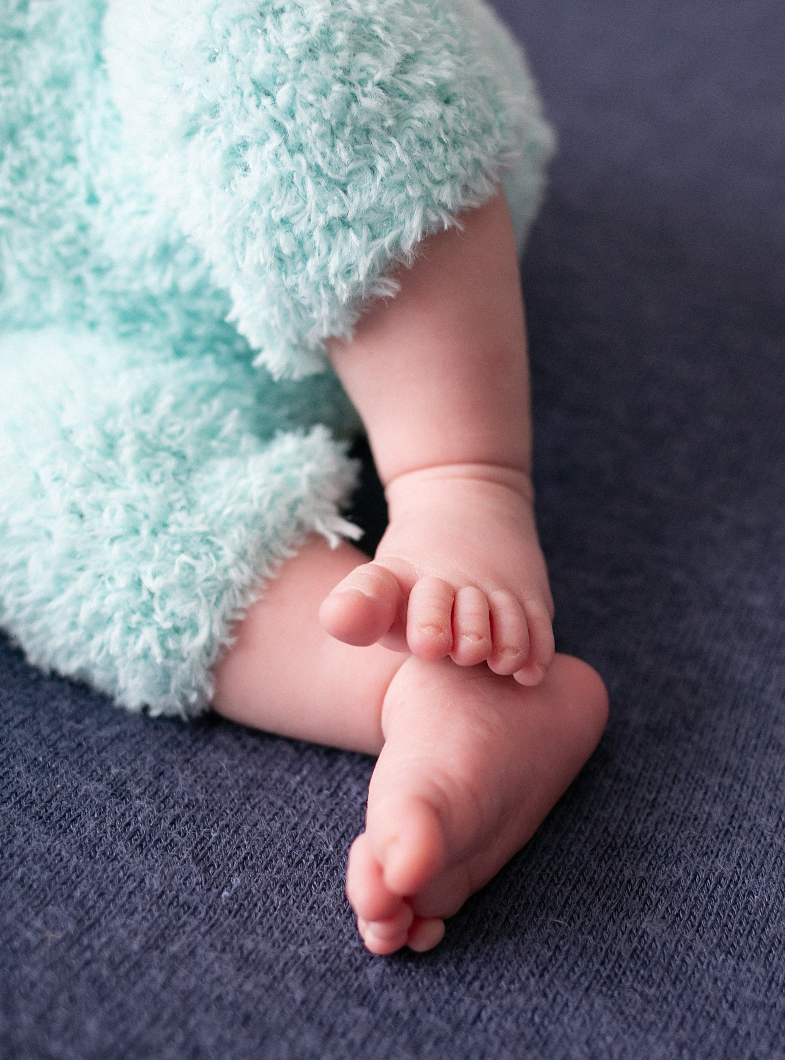 Новорожденные. Фотограф новорожденных и семейный фотограф НСО г. Бердск Марина Львова