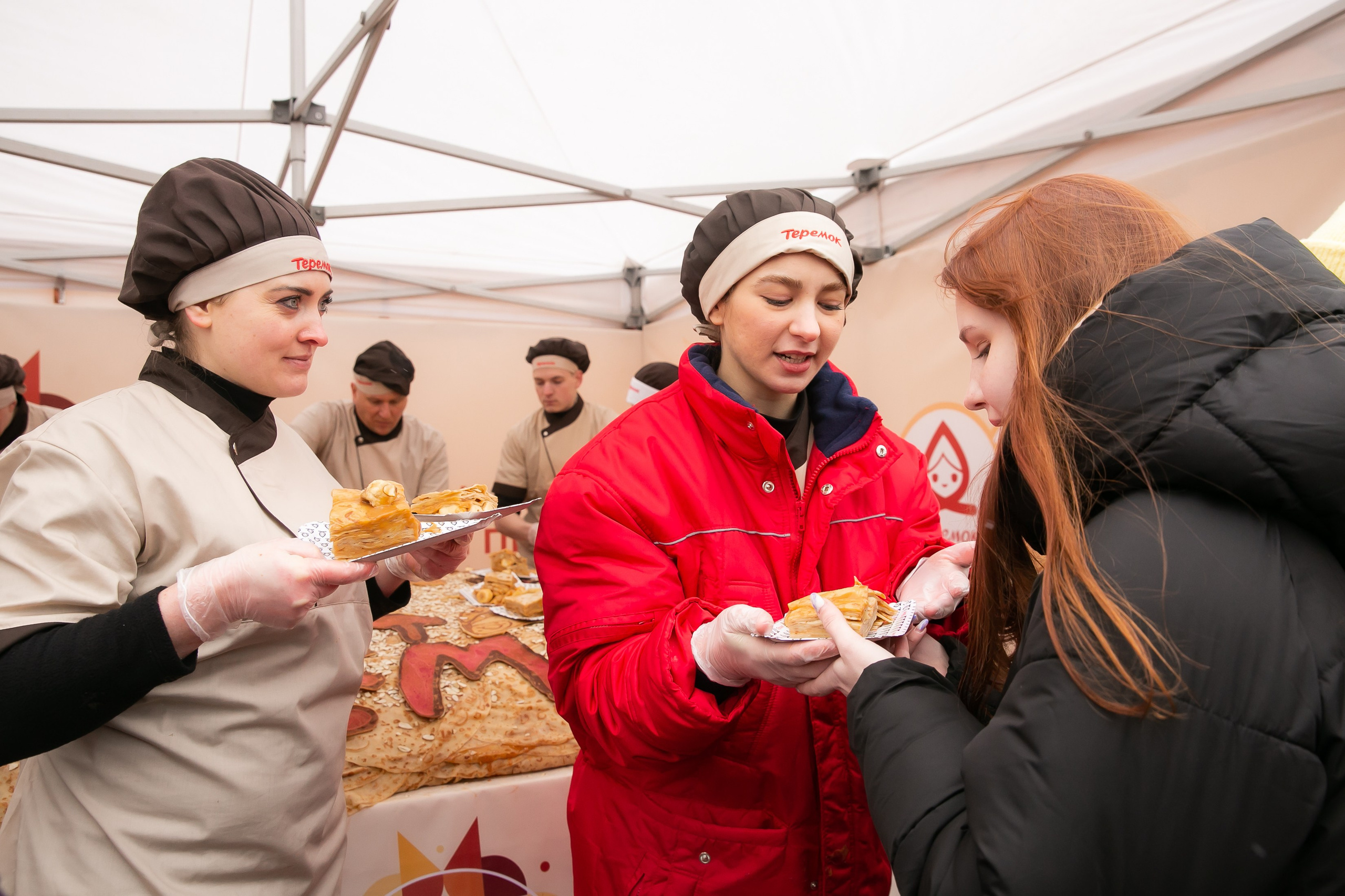 Масленица 2024 Петропавловская крепость. Семейный и портретный фотограф в Санкт-Петербурге Ольга Станкова