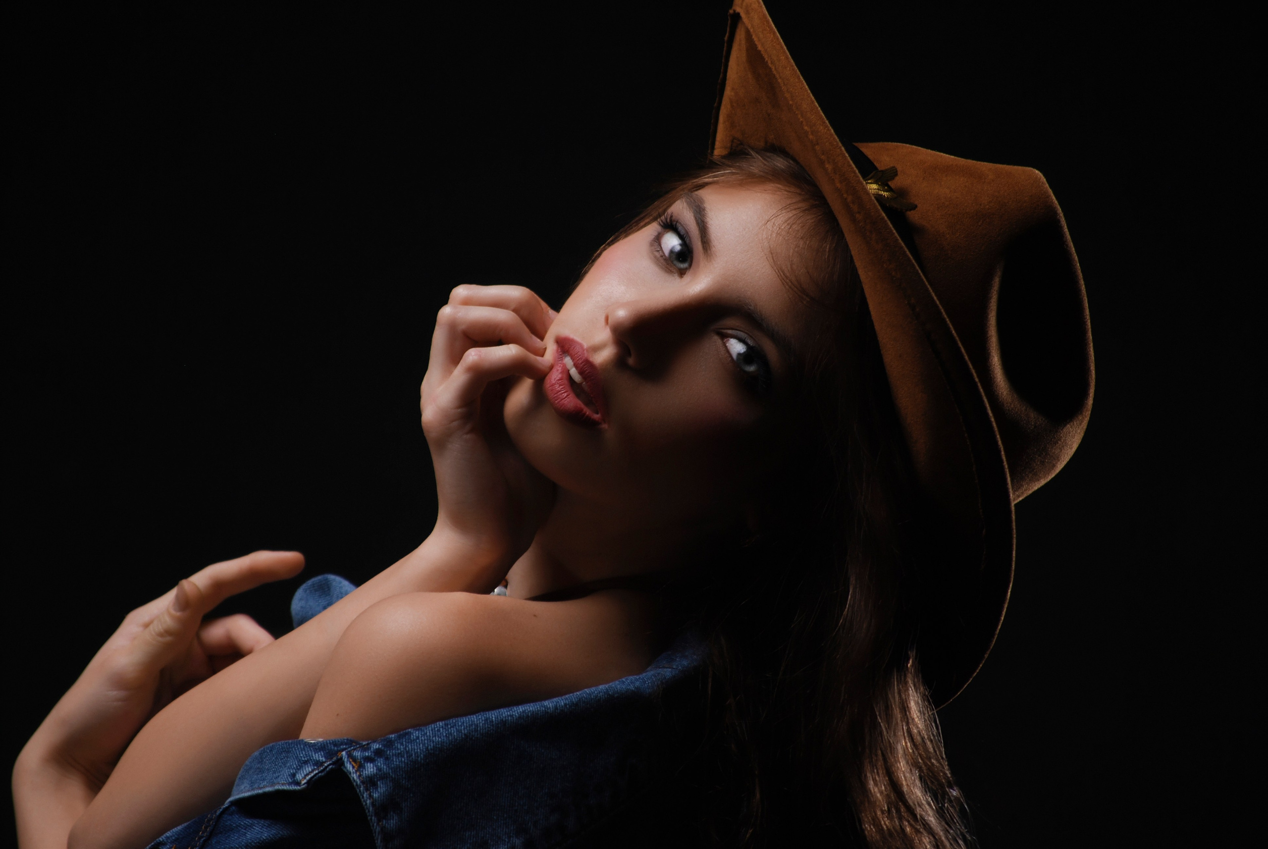 Фэшн. Костюмер, художник кино и телевидения в спб