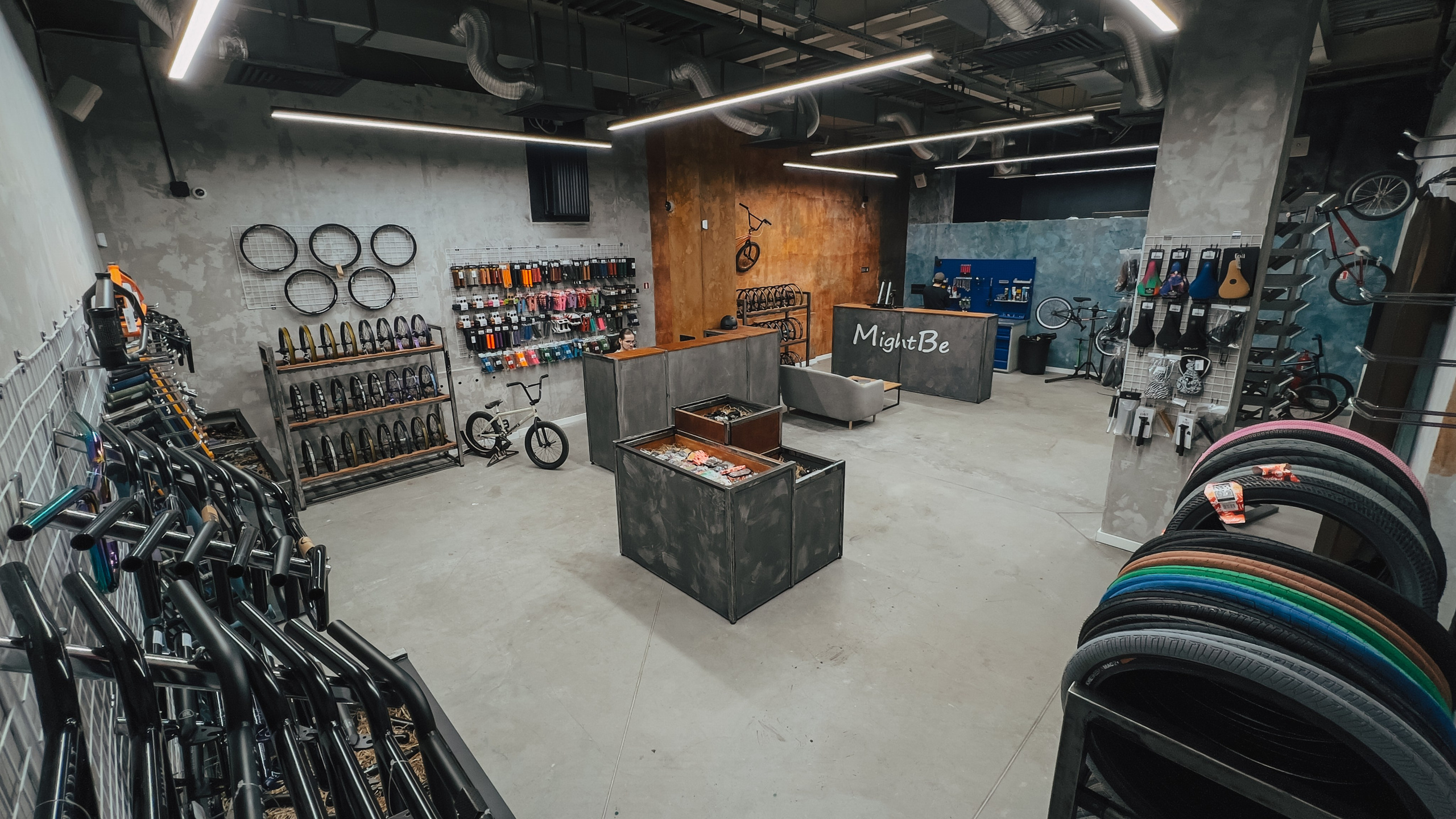 Магазин BMX Might Be. Юлия Суббоцкая