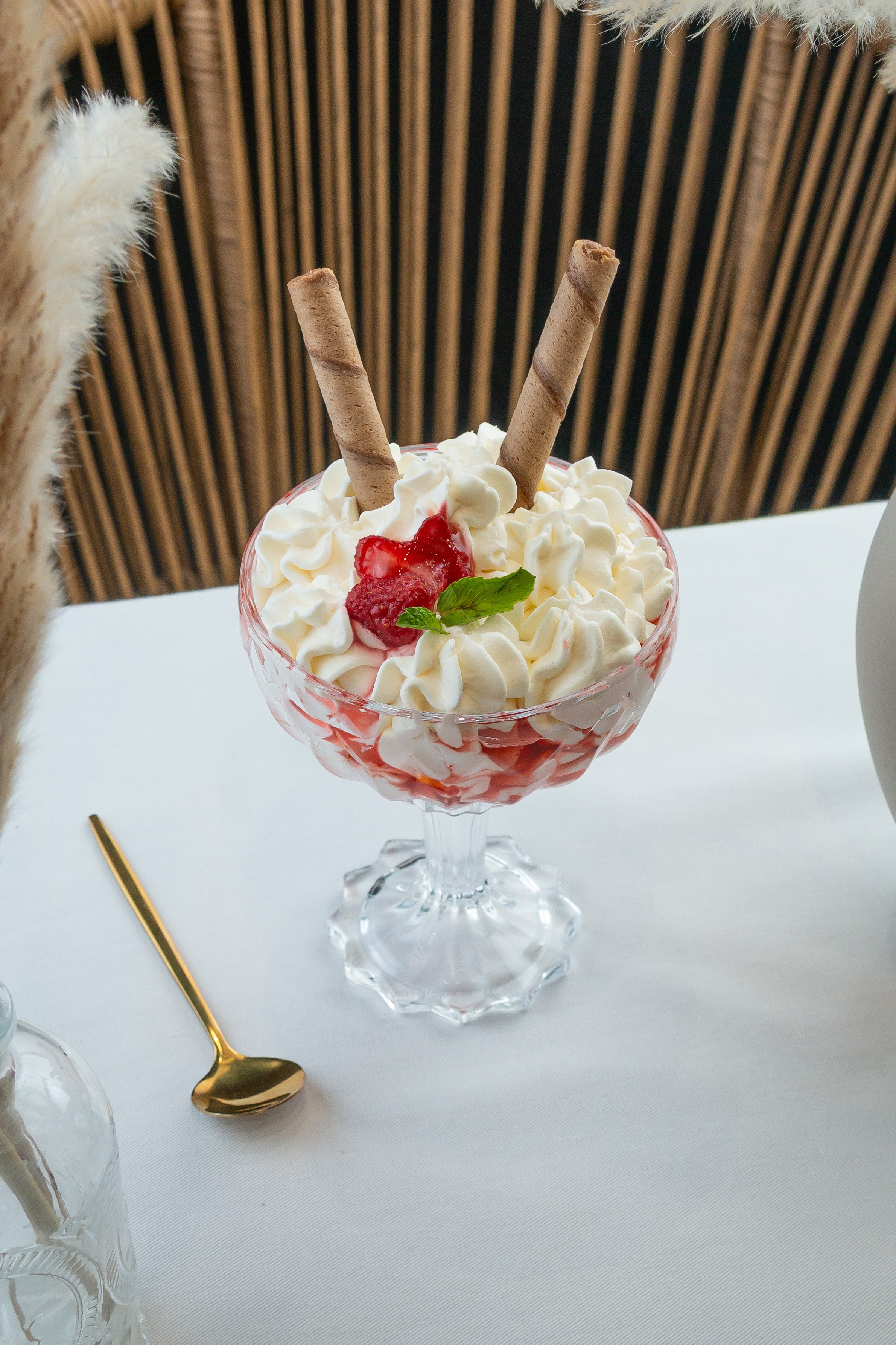 Рестобар Сон. Александр Стряпунин — предметный фотограф в Улан-Удэ