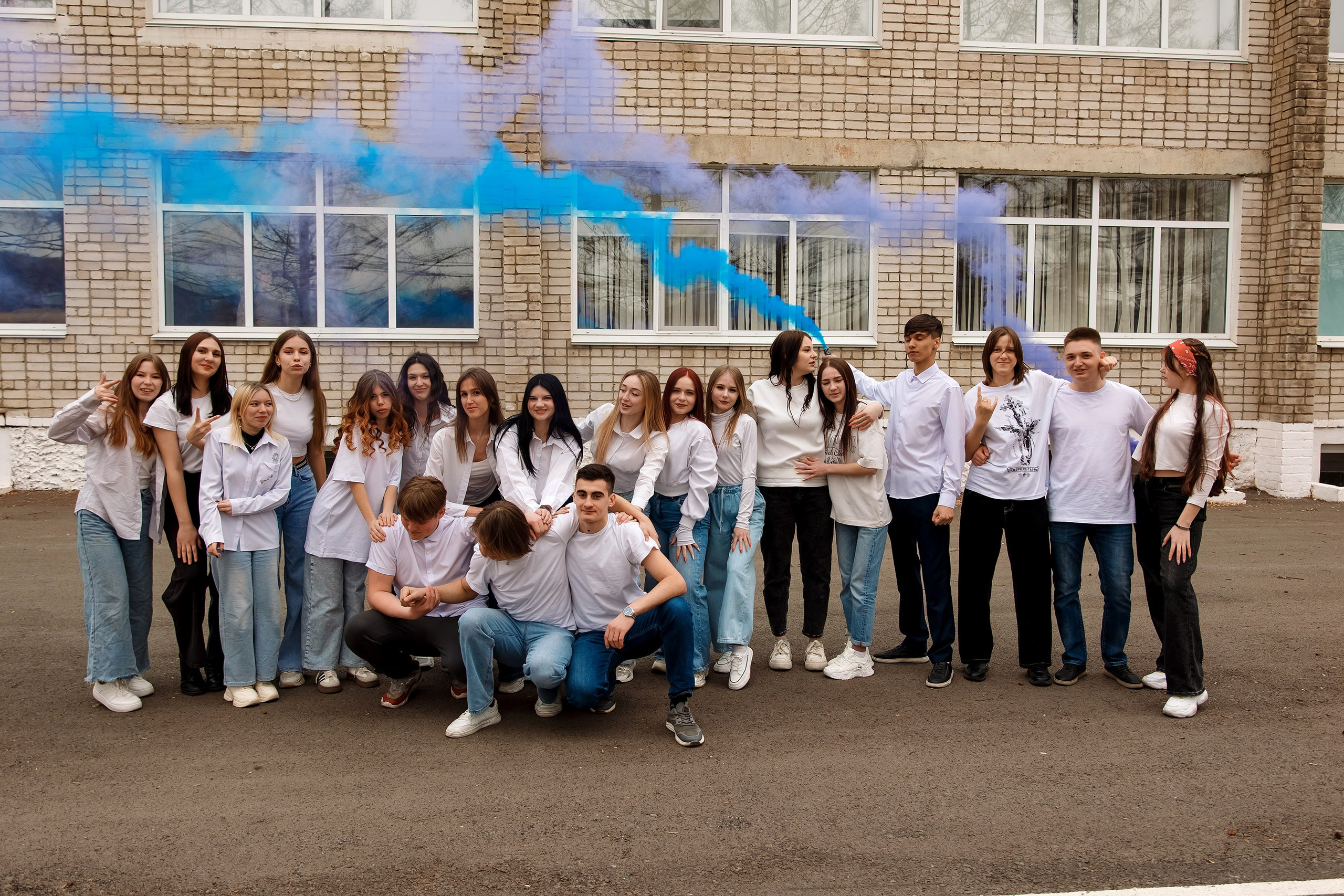 11 класс с. Барабаш. Фотограф Любовь Корниенко, Примоский край