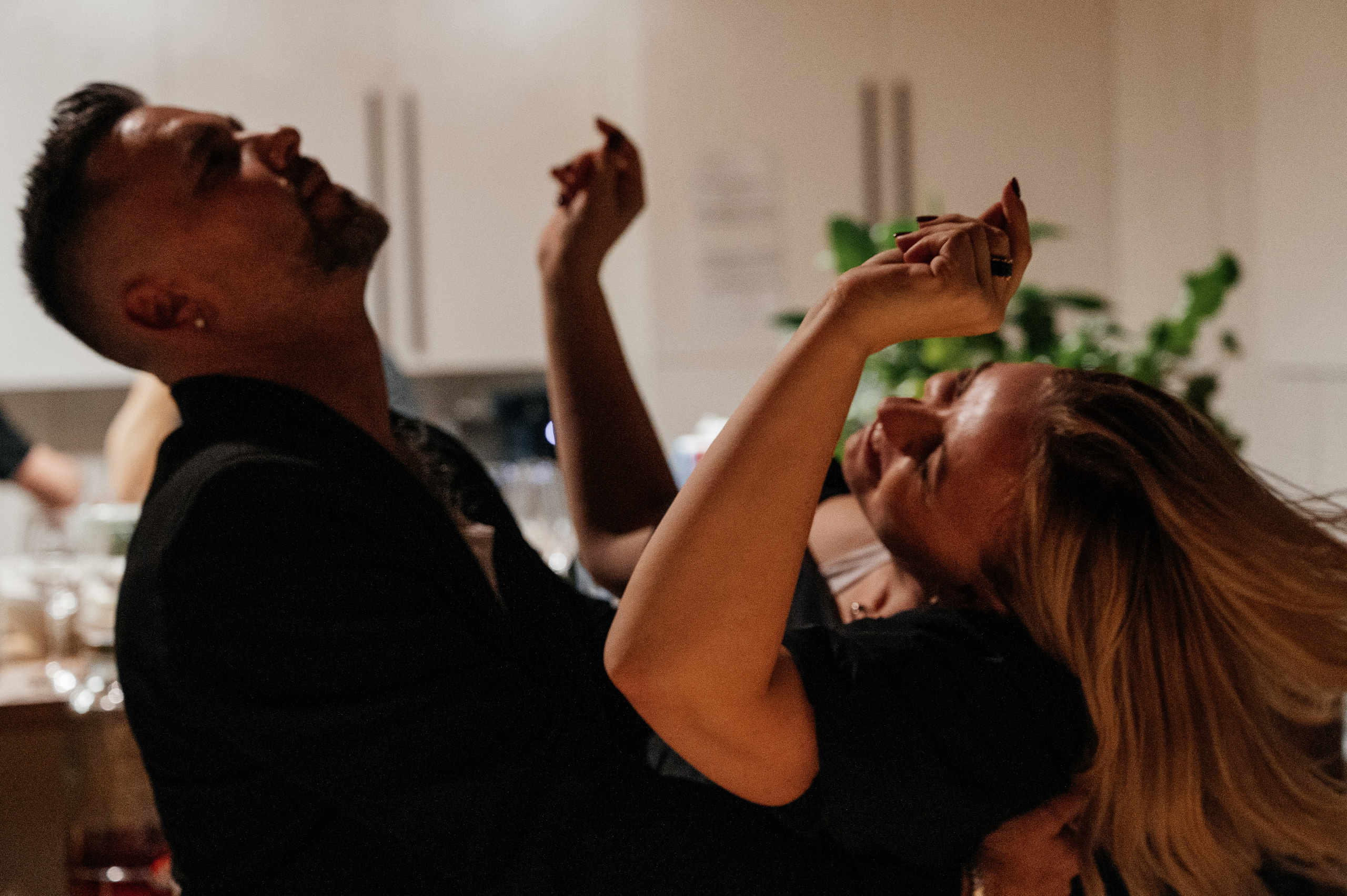 Невероятно атмосферный семейный ужин. Wedding photographer in Moscow and around the world Andrey Medvednikov