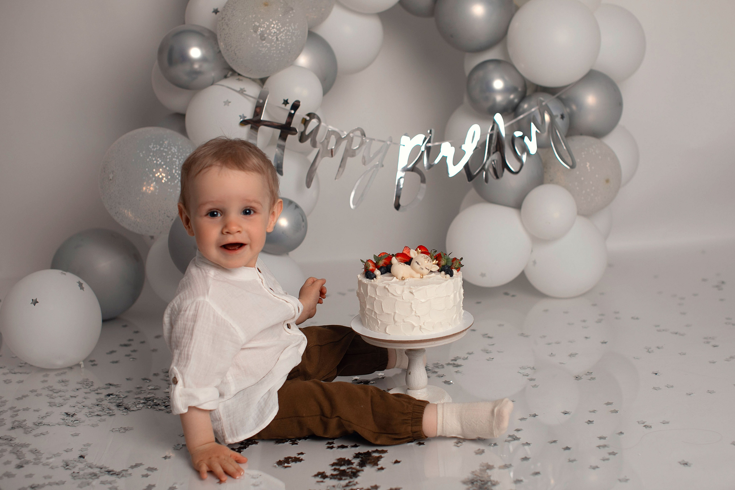 Съемка Первый тортик. Фотограф новорожденных