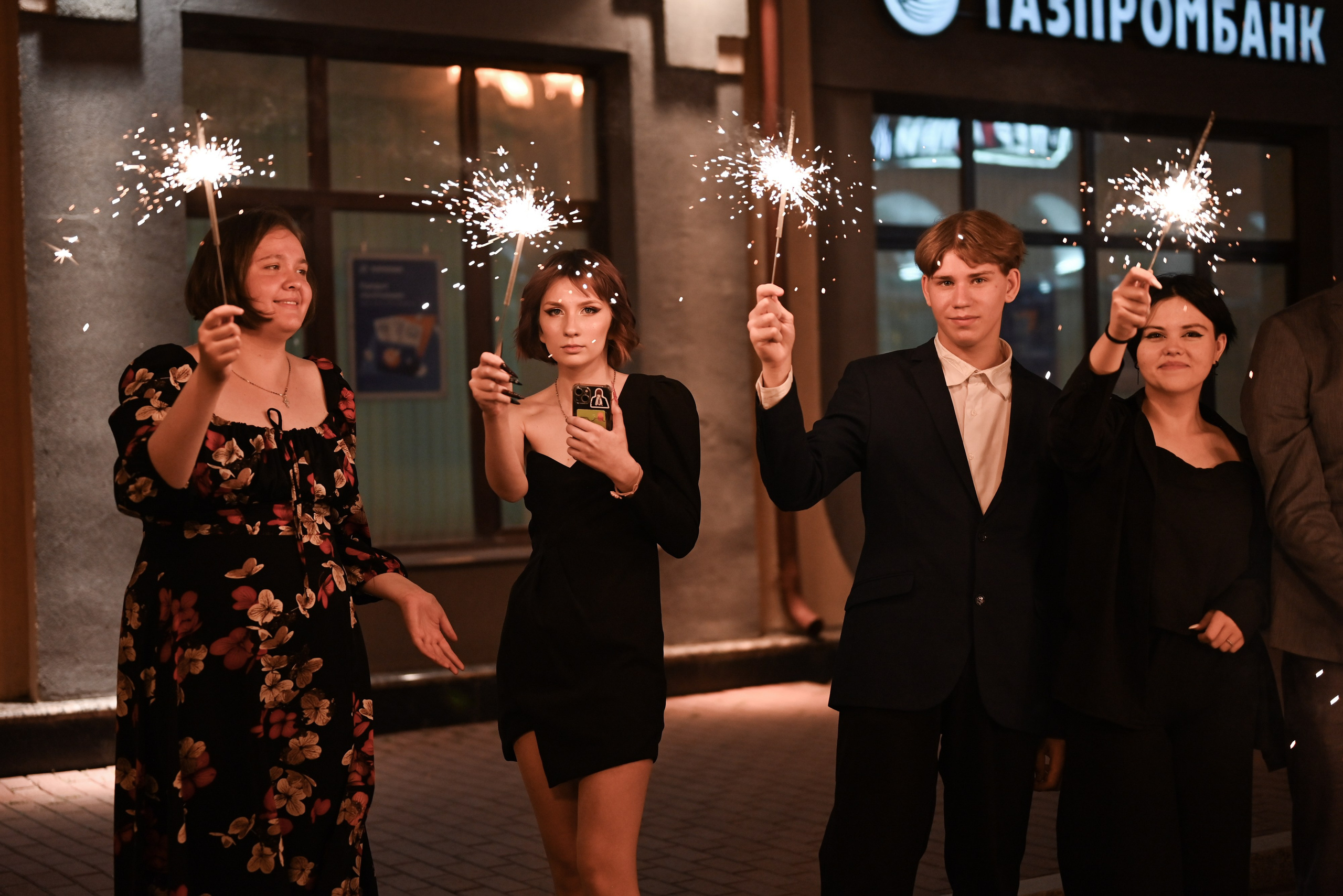 9Б выпуск 2023. Свадебный и семейный фотограф в Уфе Александров Максим