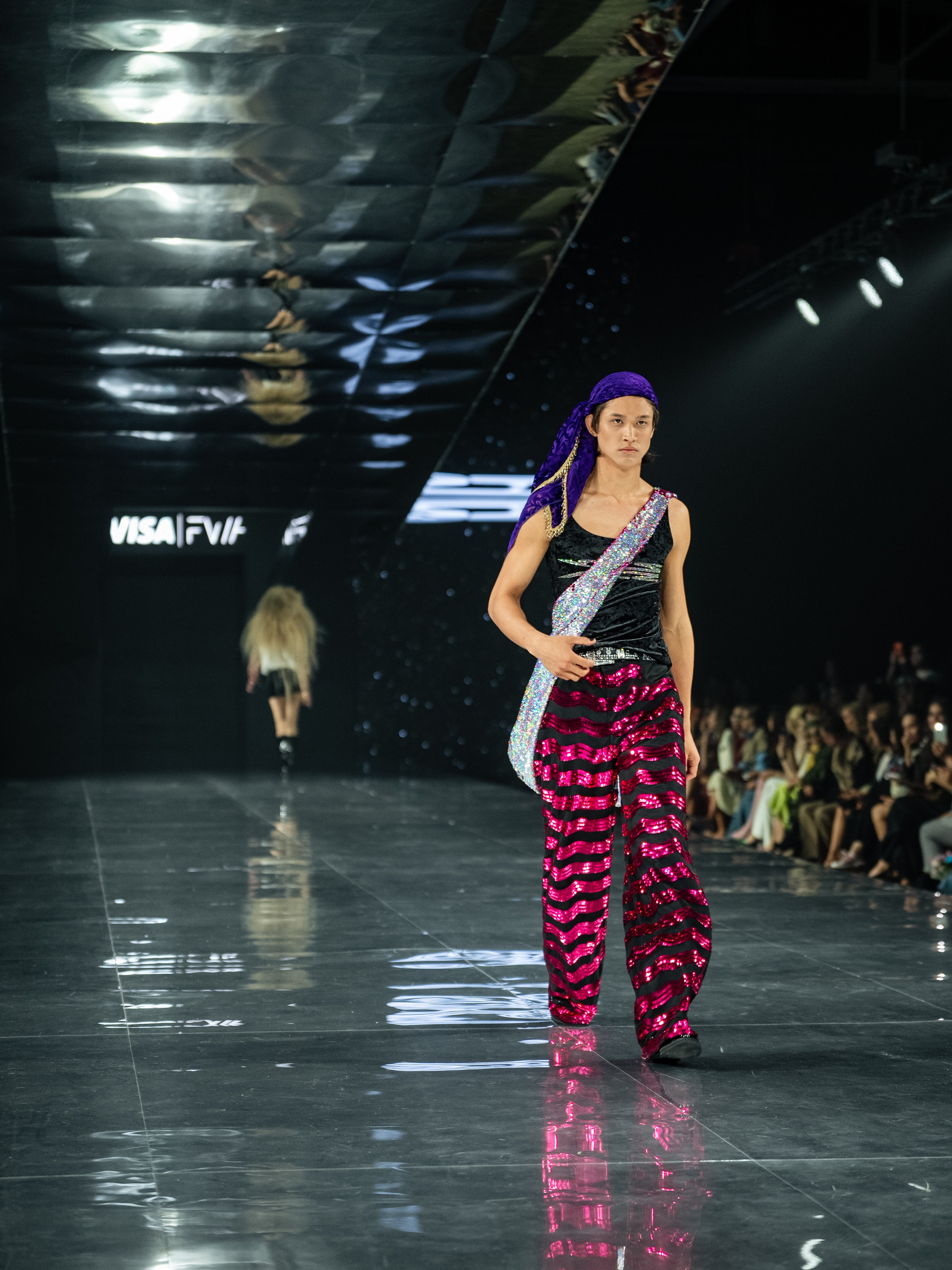 Visa Fashion Week YESYES. Сайт Алматинского НЮ АРТ, будуар и фэшн фотографа Дениса Карпенко