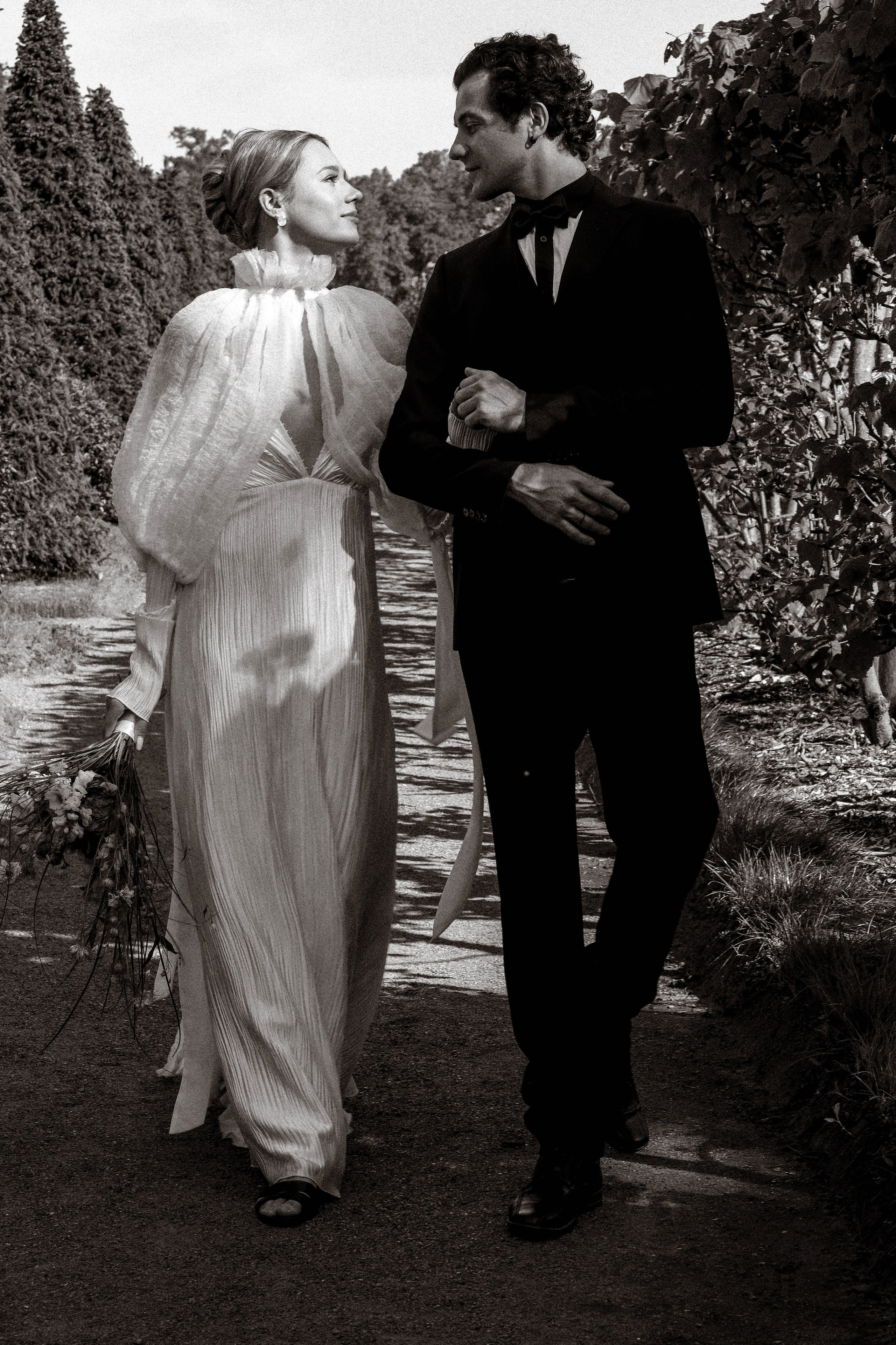 СВАДЕБНАЯ СЬЕМКА В ПАРКЕ ОРАНИЕНБАУМ. Профессиональный фотограф, Санкт-Петербург — Виктория Богомолова