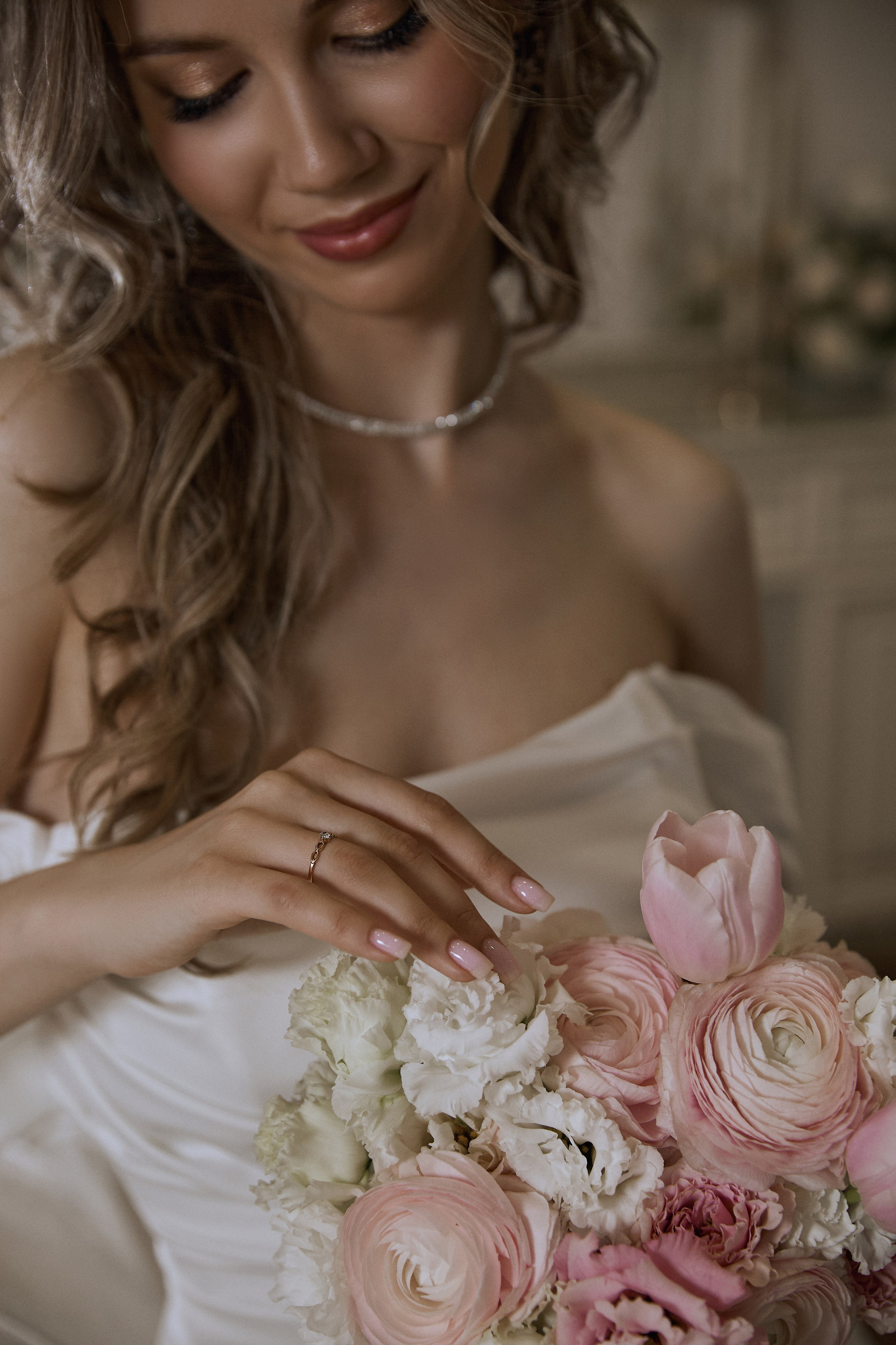 Утро невесты в отеле. Фотограф в Твери Helga J. Fox