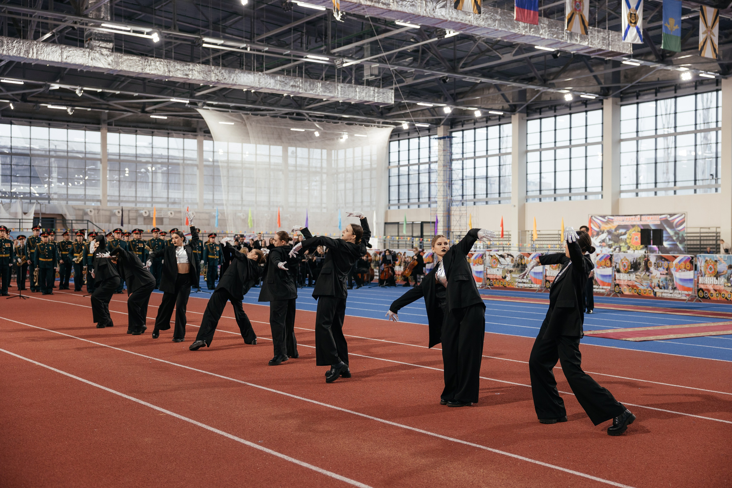 Манеж соревнования. Фотограф Крохин Олег
