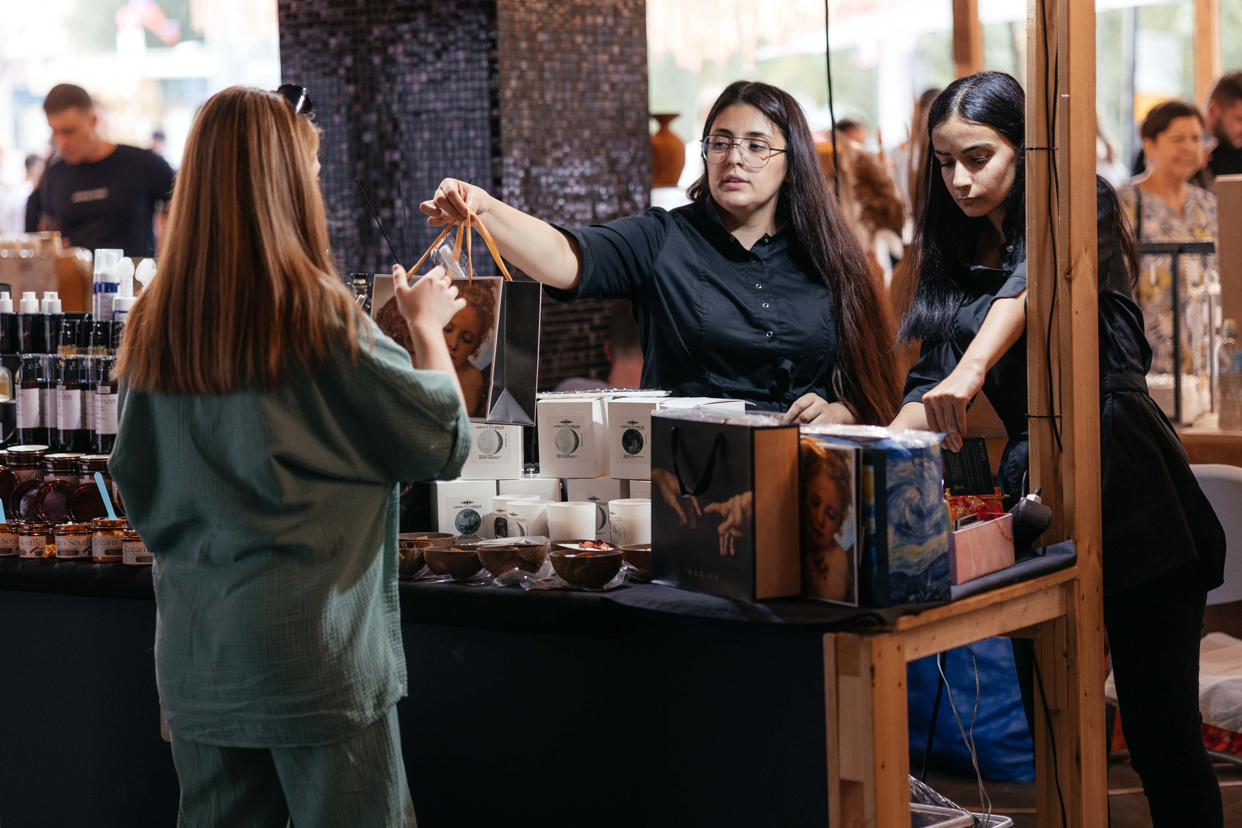 Ярмарка Омаркет. Фотограф Крохин Олег