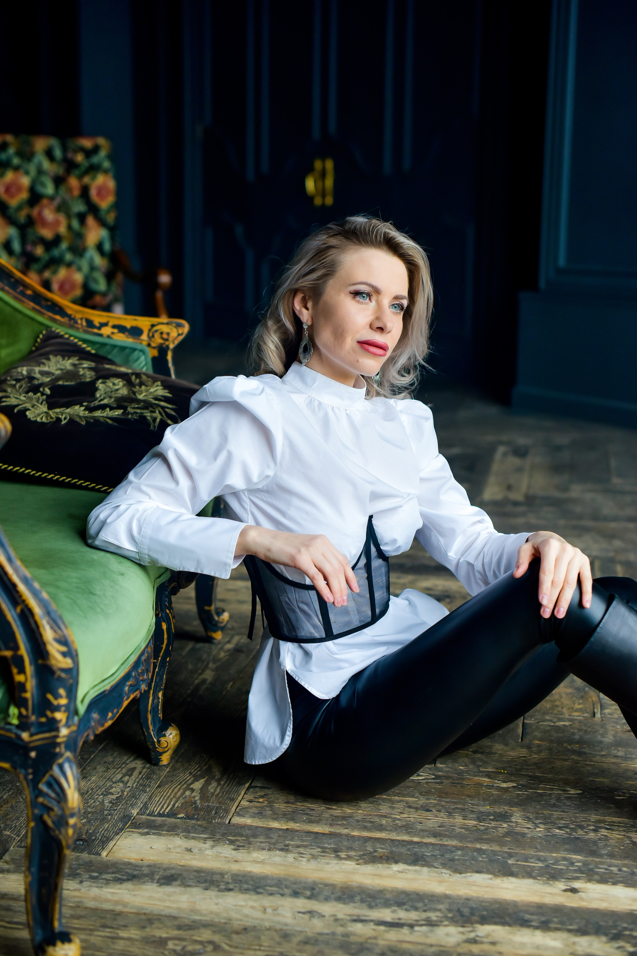 MARINA. Фотограф для бизнесконтента, репортажей и семейного альбома в Москве