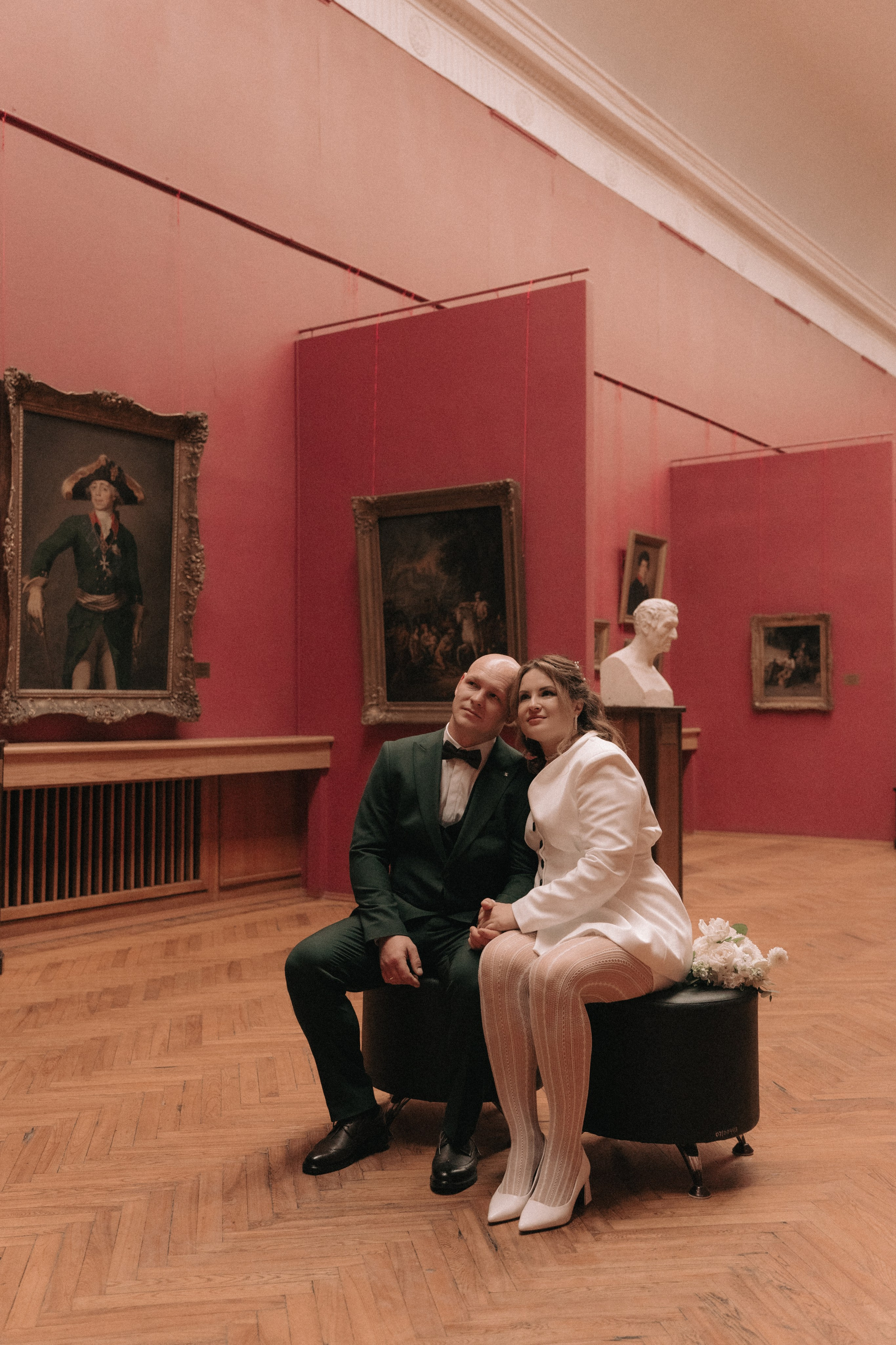 Свадебная фотосессия в музее. Ваш семейный фотограф в Минске — Вика Трегубова