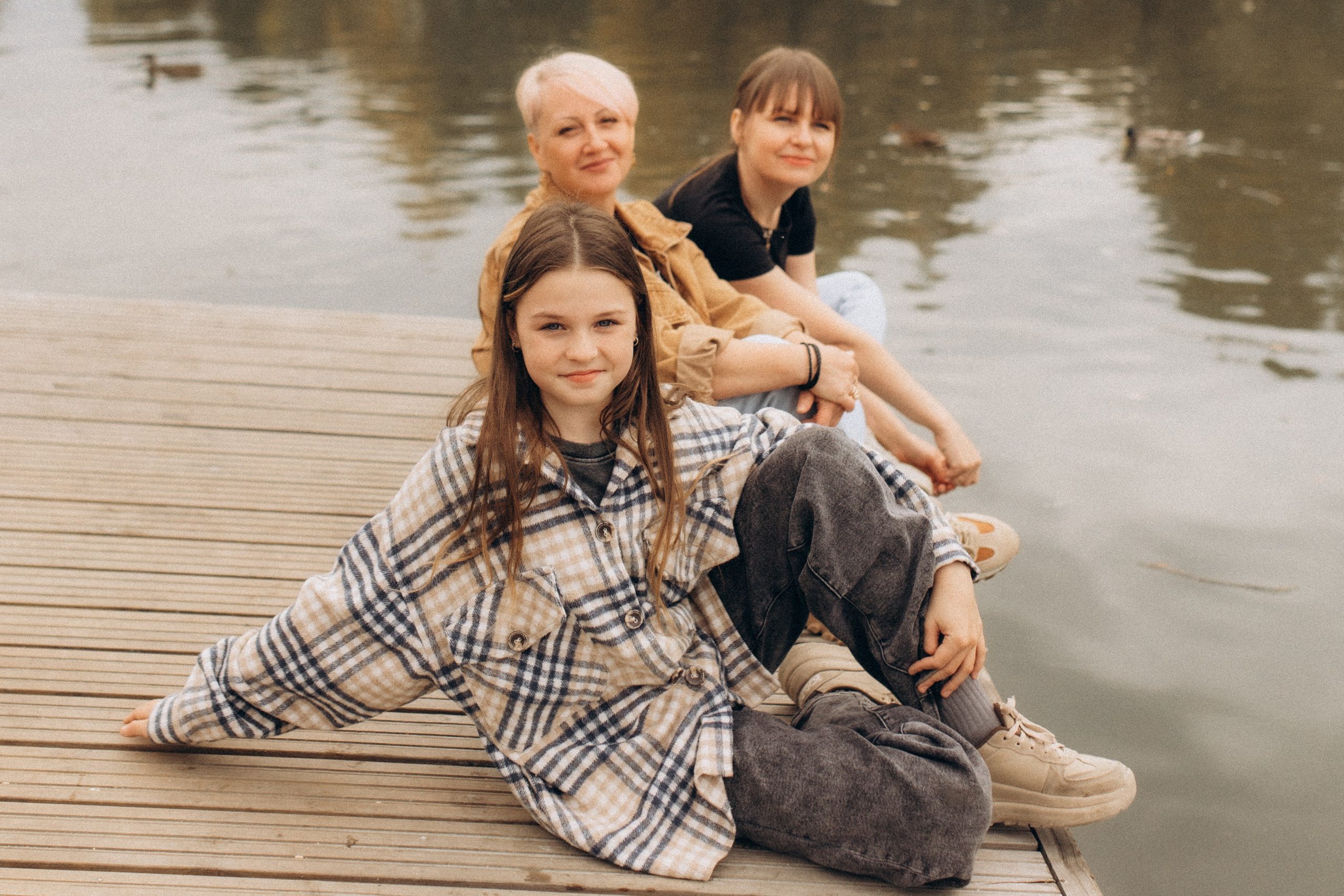 Прогулка по городу, осень. Семейный фотограф lifestyle в Новосибирске Елена Шпилевая