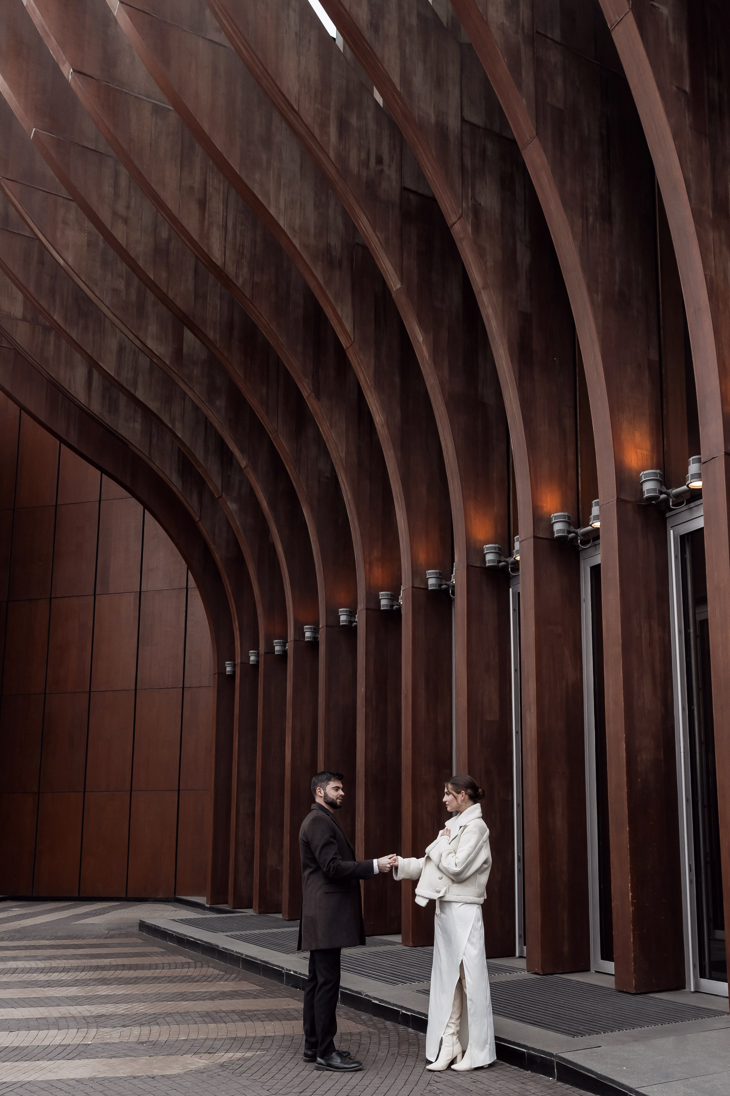 Свадебная фотосессия перед росписью в ЗАГСе. Студийная съемка жениха и невесты. Анастасия Чиркова, Фотограф Москва