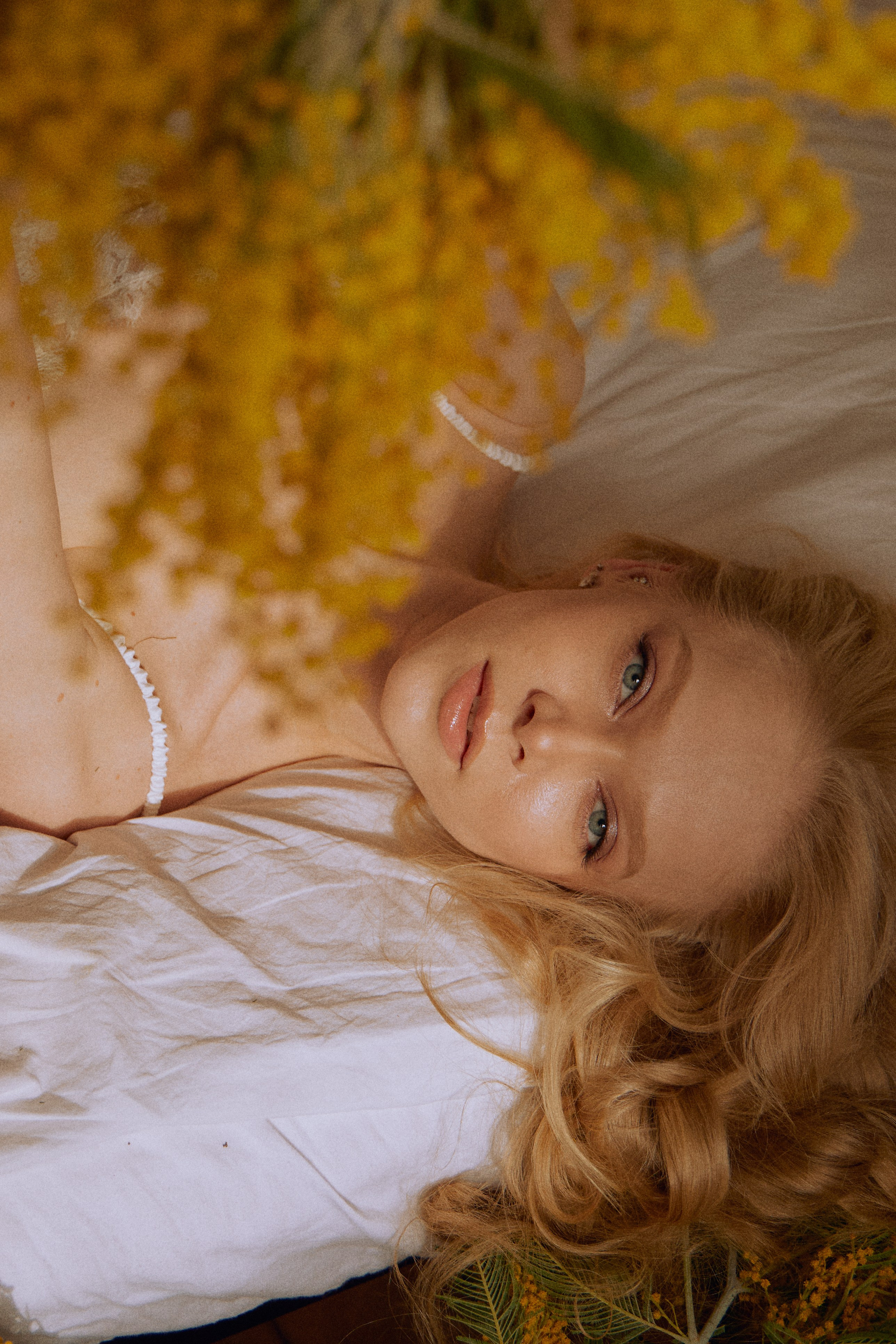 Катя в «Ля Мезон». Екатерина Богданова — портретный фотограф в Екатеринбурге | контент фото и видео съемка для бизнеса