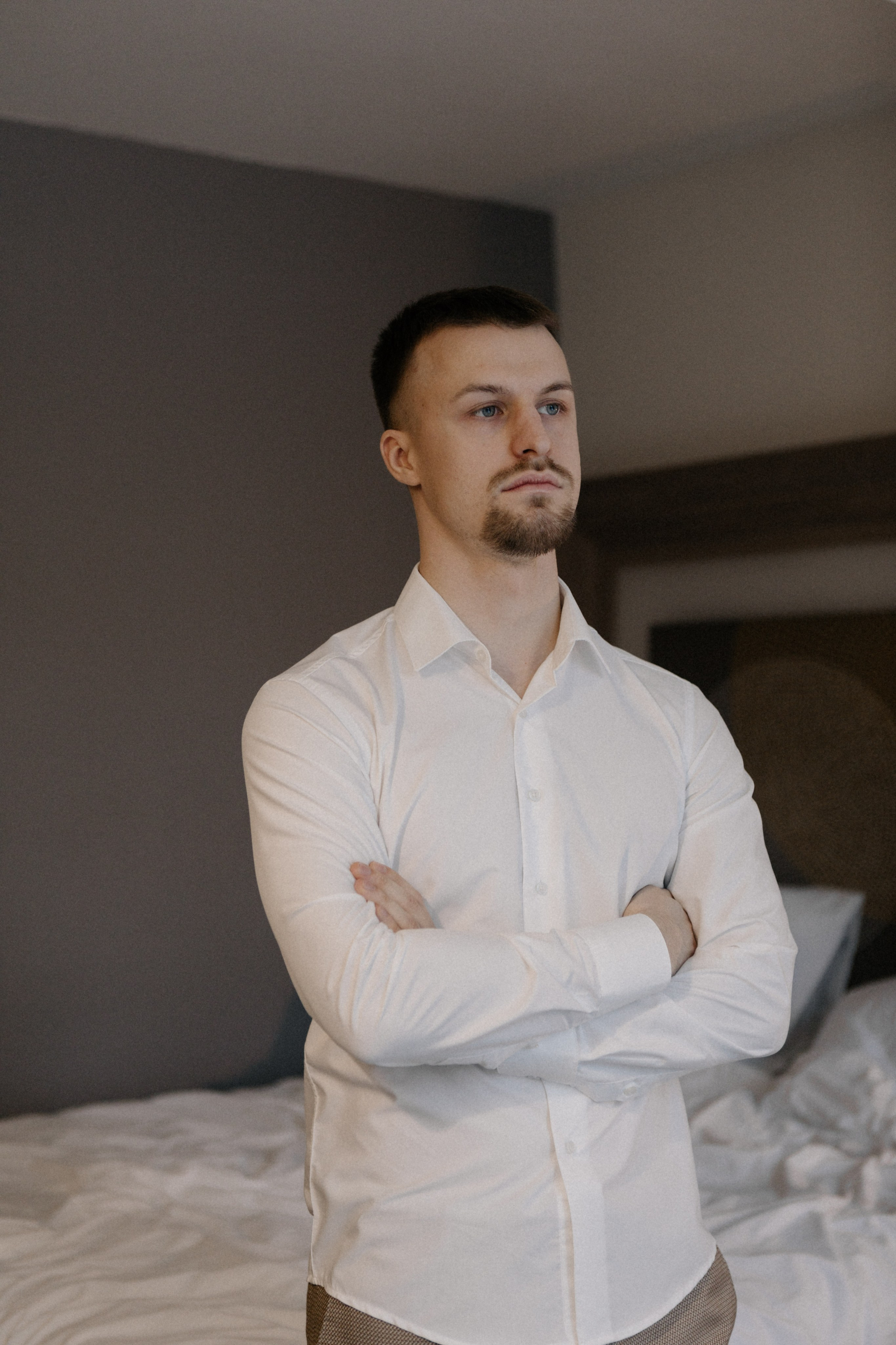 Ксюша и Илья. Утро в отеле роспись в Birds. Свадебный и портретный фотограф в Москве Анастасия Масюк