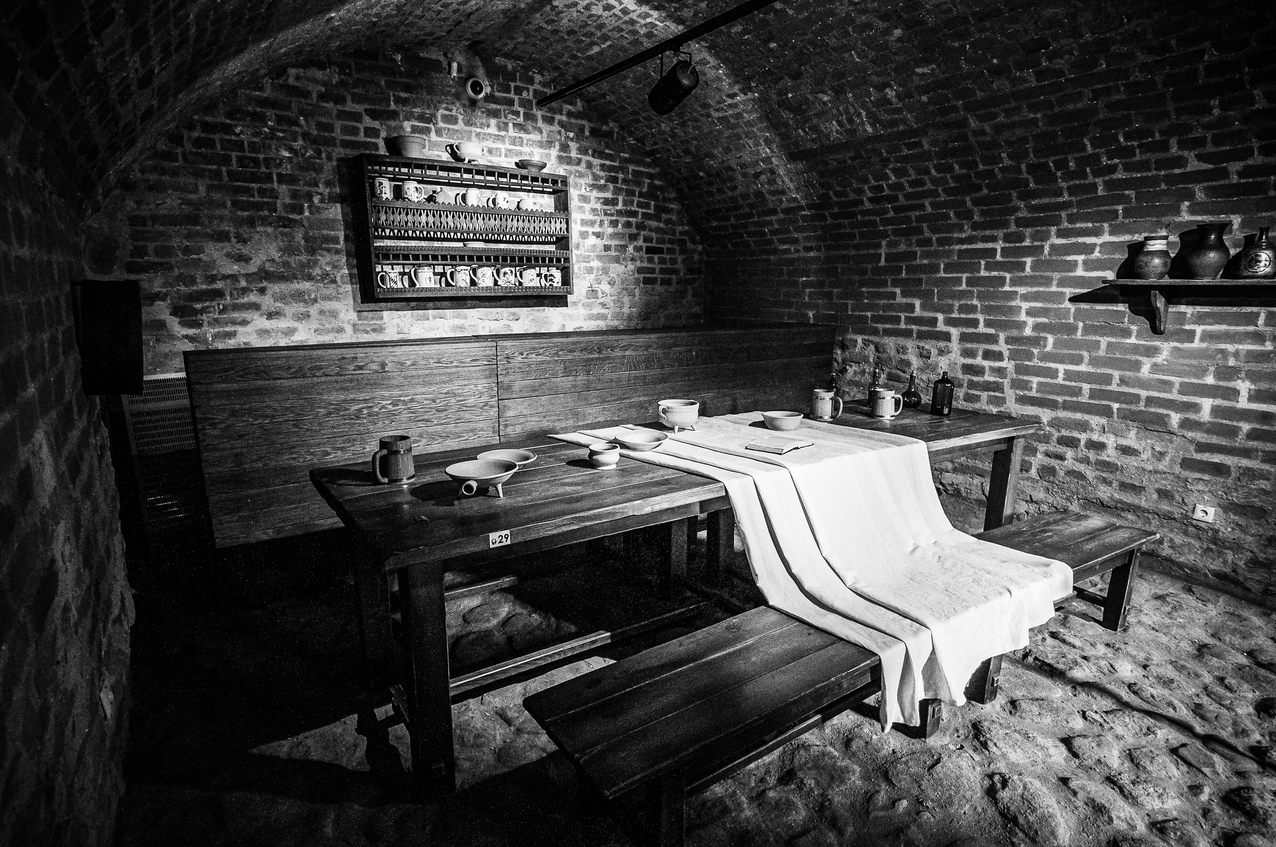 Мирский замок 2013. Фотограф Антон Швец — Монохромная реальность