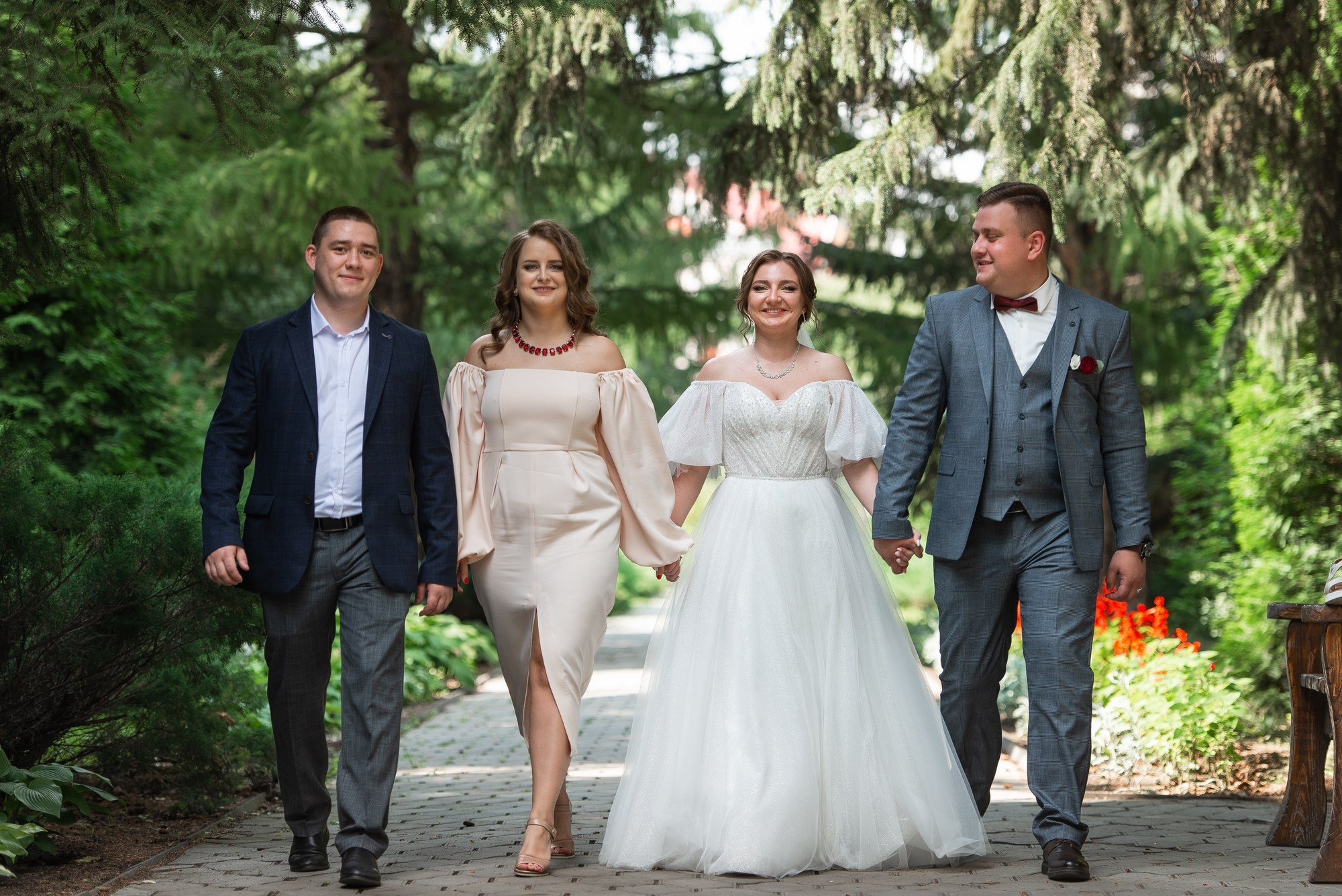 ЗАГС, парк и две студии. Свадебный и семейный фотограф в Омске Мормулев Михаил