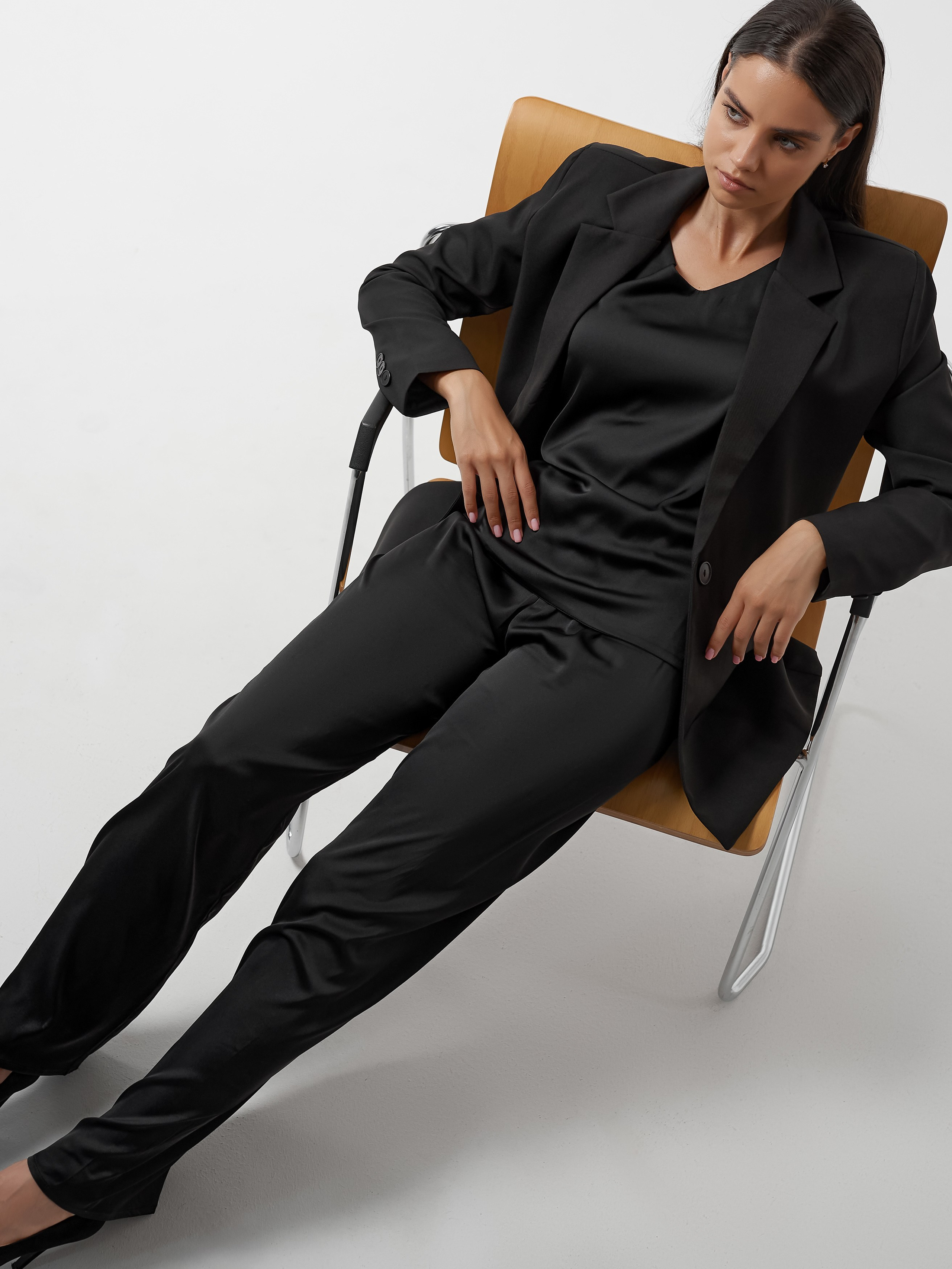 Одежда. Предметный фотограф, инфографика и видео в Санкт-Петербурге