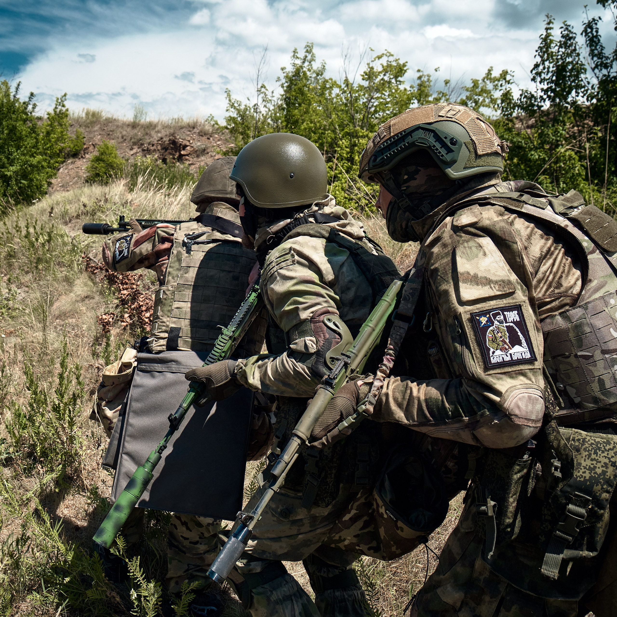 Военная фотогалерея | Эксклюзивные кадры. Артур Емельянов — Военный фотограф