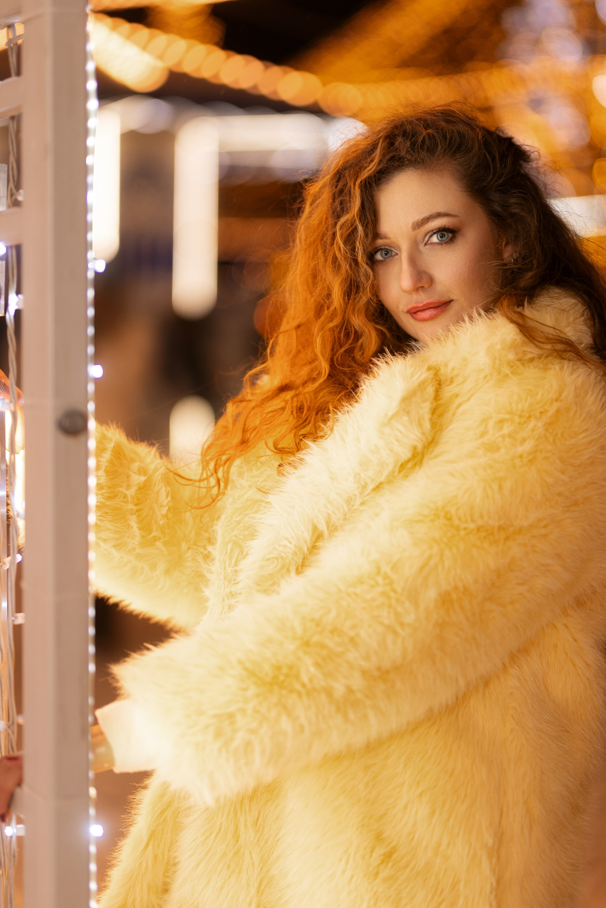 Ночная новогодняя фотосессия у праздничной елки