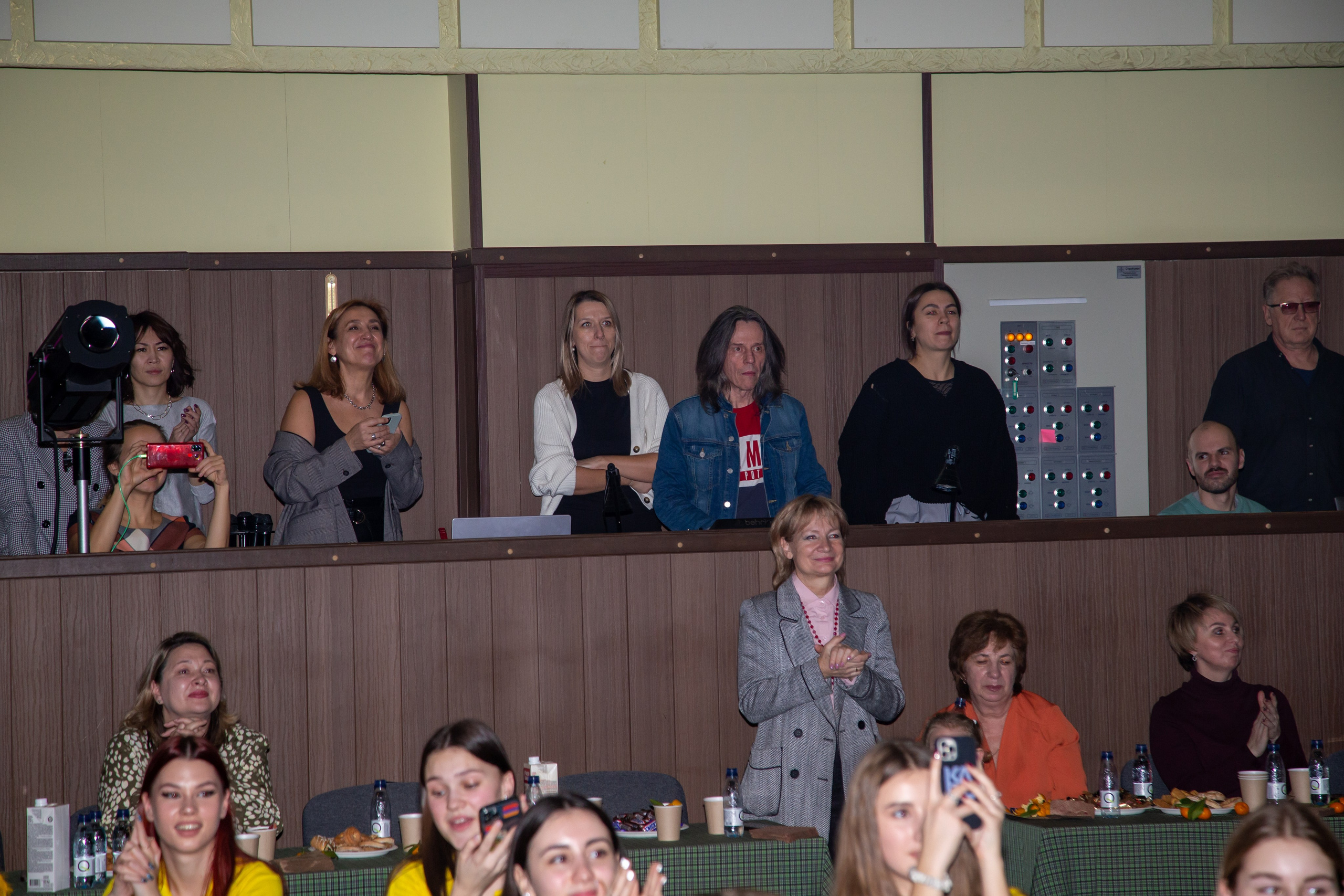 Репортажная съёмка для Домисольки на новый год. «Студия DRONAVT`s» — видеосъёмка и фотография г. Москва