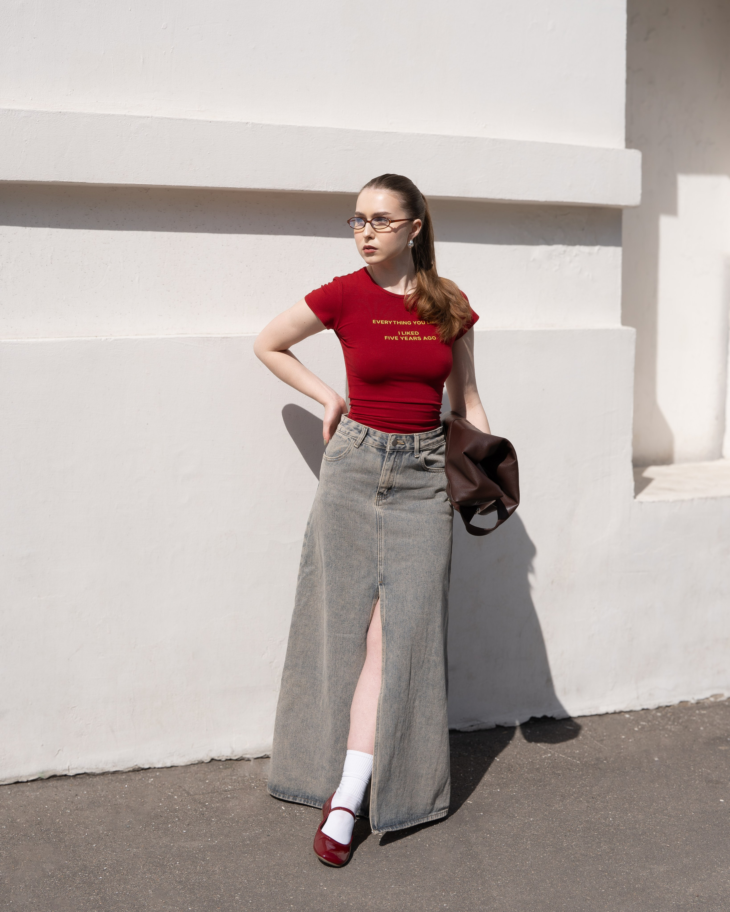 Red ballet shoes. Frojul