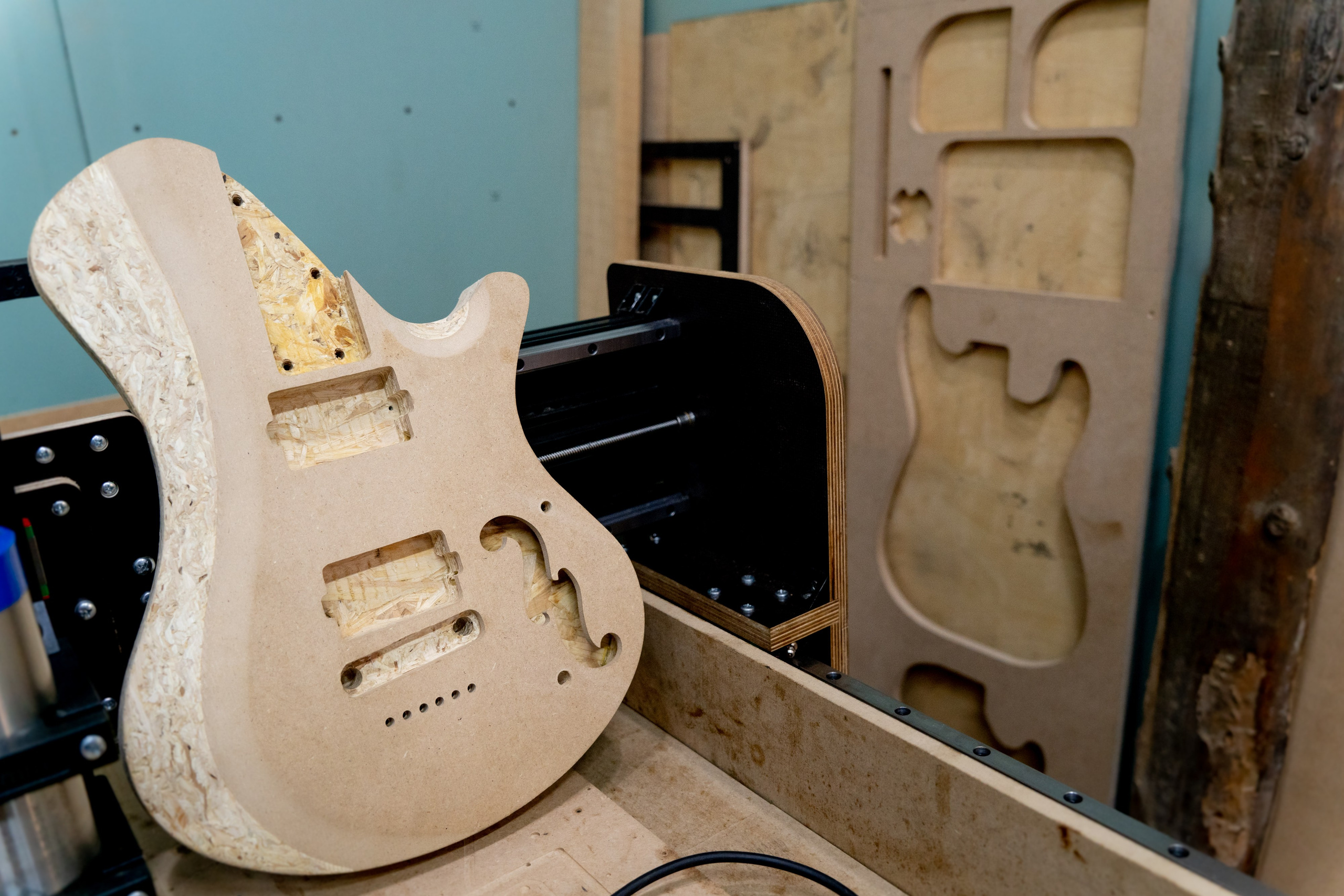 Владимир Иванов. Железнодорожник и гитарный мастер. Репортажный фотограф Наталья Лапцевич