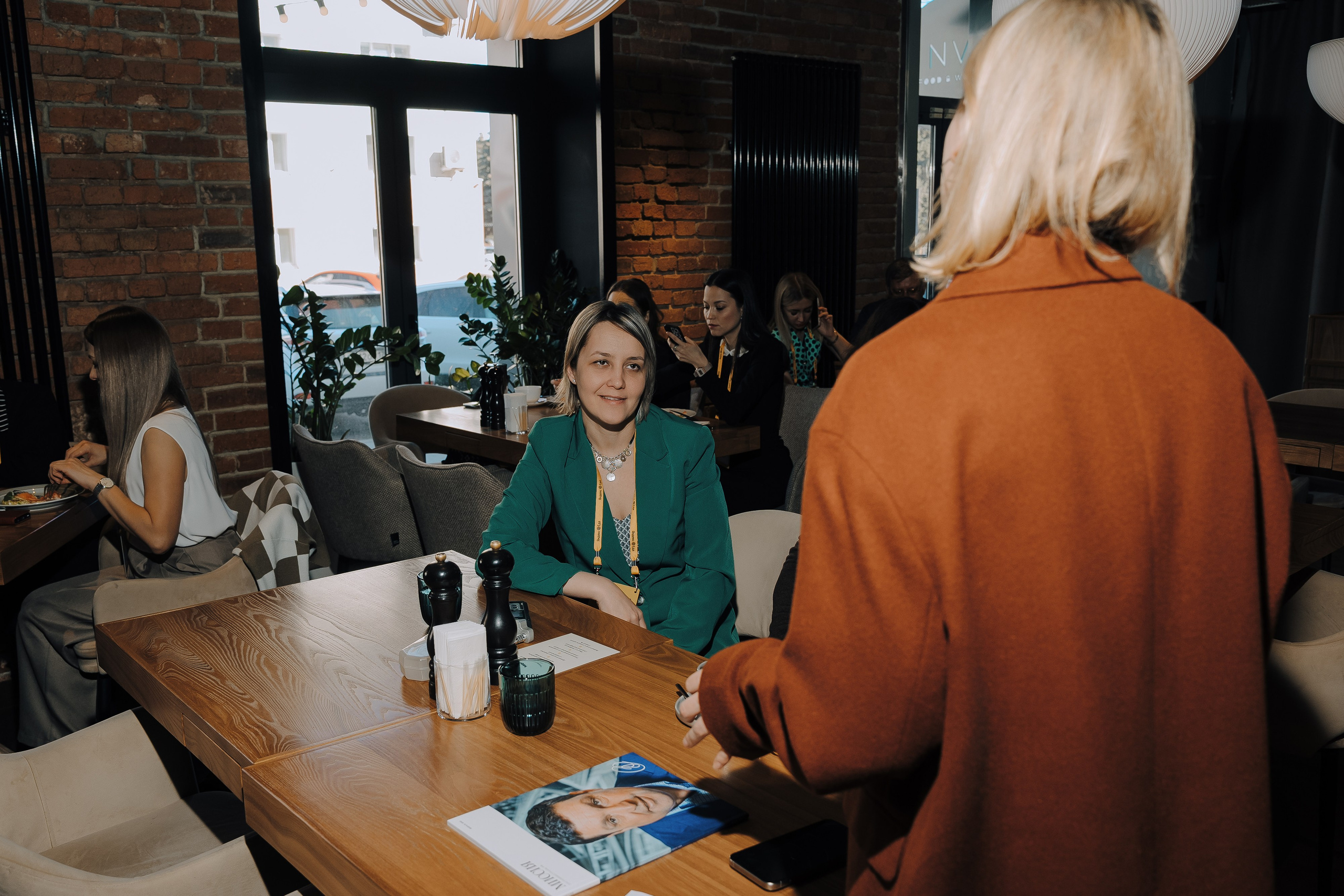 ЯНДЕКС ЕДА ПРЕСС-ЗАВТРАК. Репортажный фотограф Зуев Роман г. Челябинск