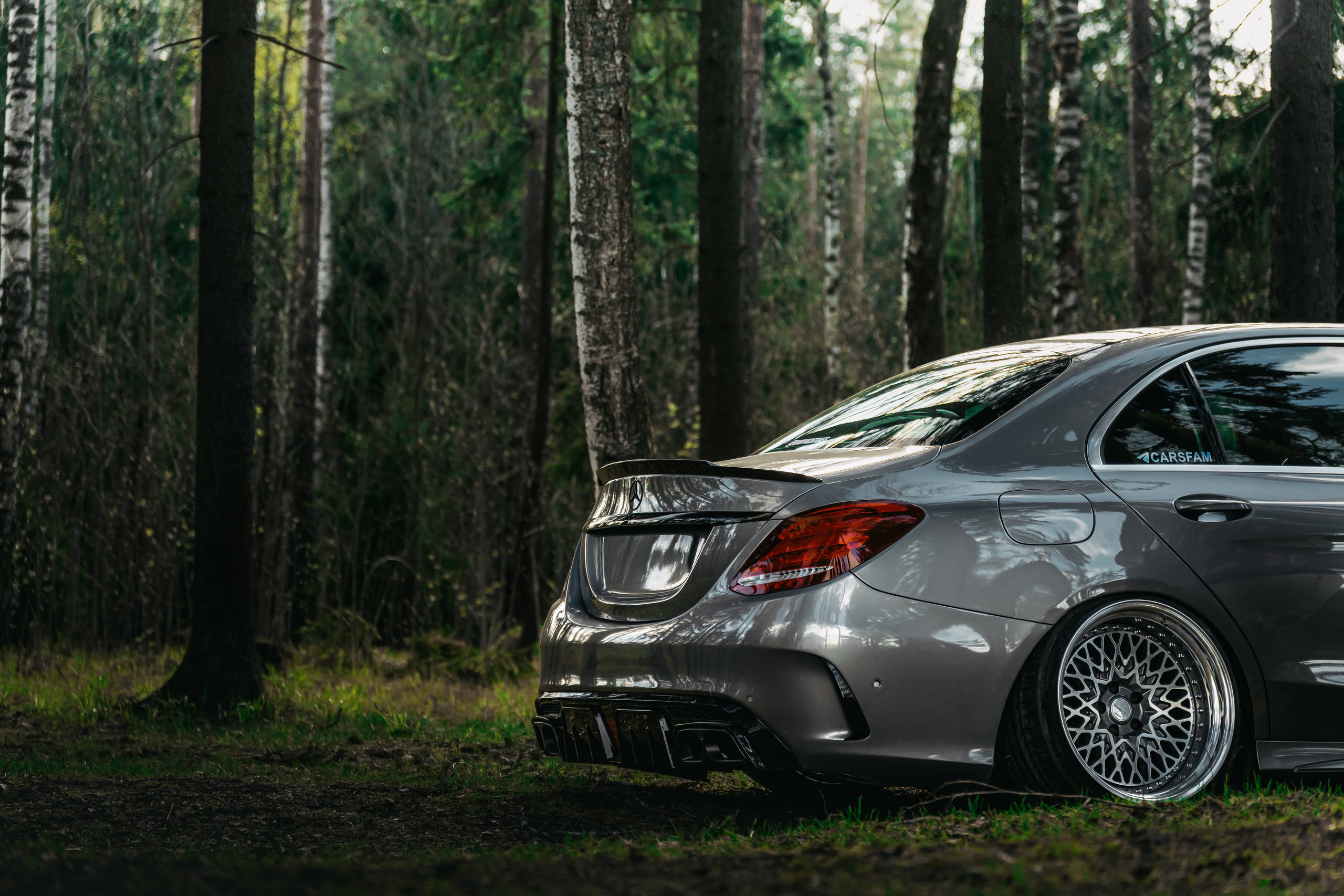 Mercedes benz stance. Opasnophoto